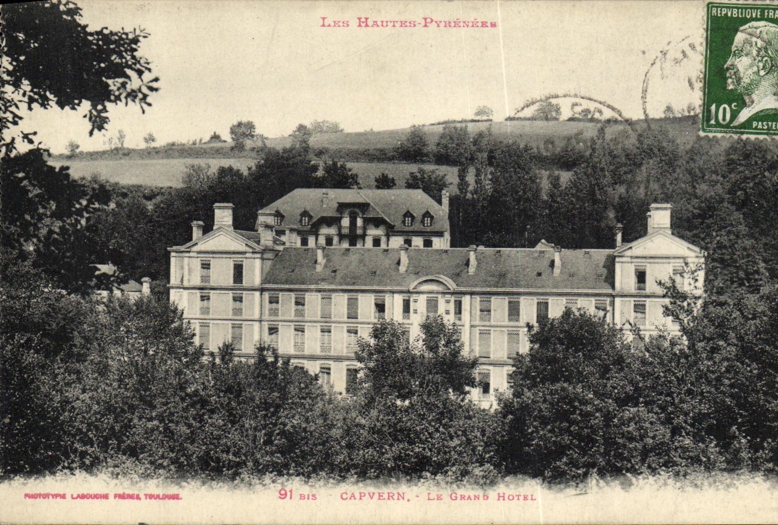 VINTAGE POSTCARD Capvern the Large Hotel