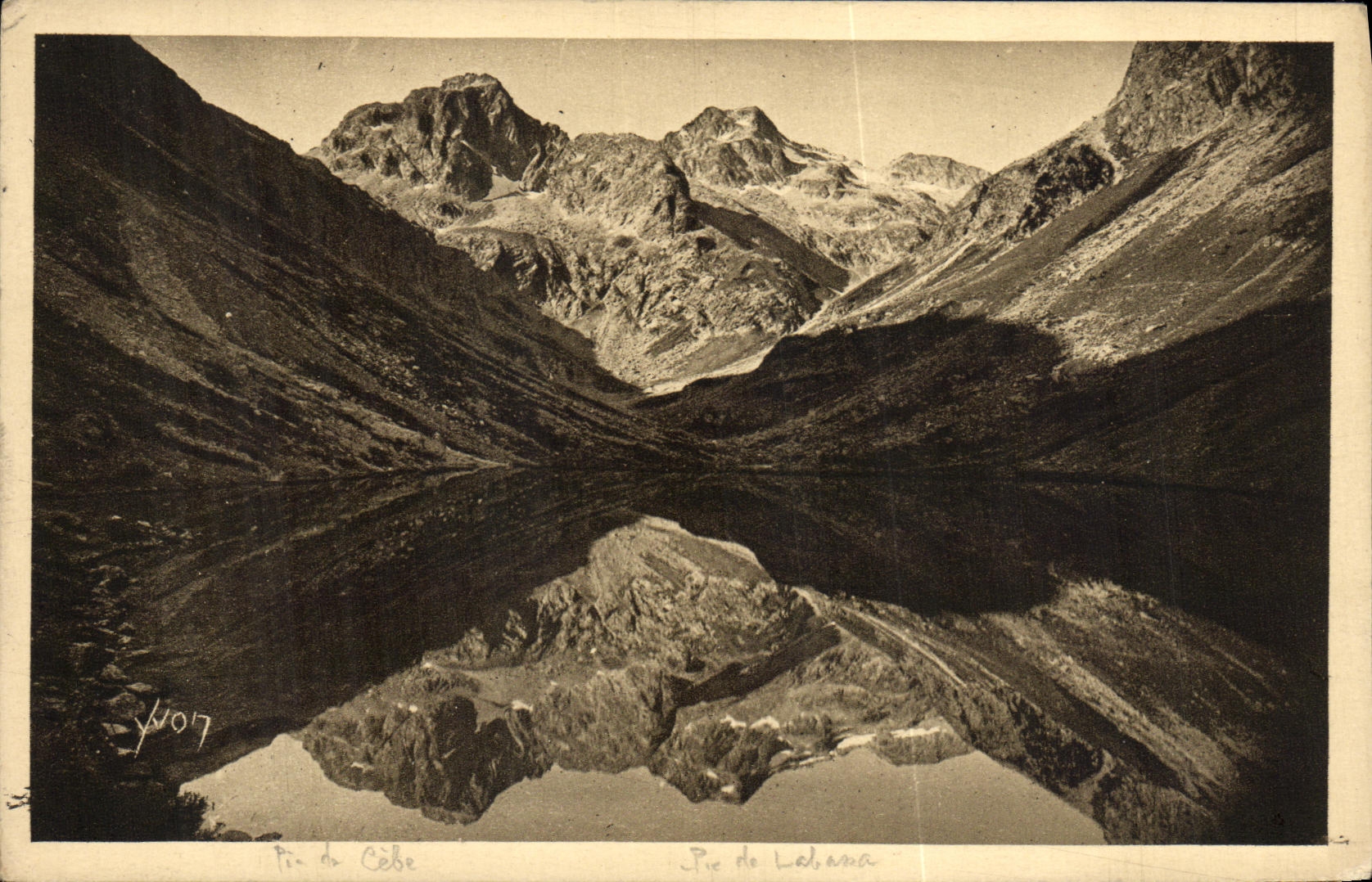 VINTAGE POSTCARD the Lake D Estom