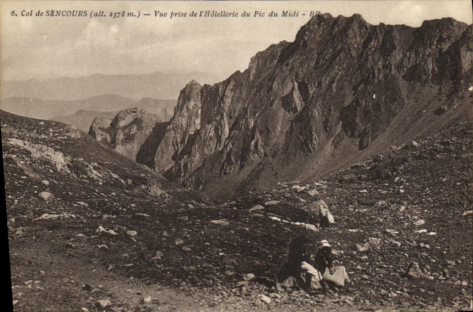 VINTAGE POSTCARD Collar of Sencours Seen from of L Hotel trade of the Peak of the South