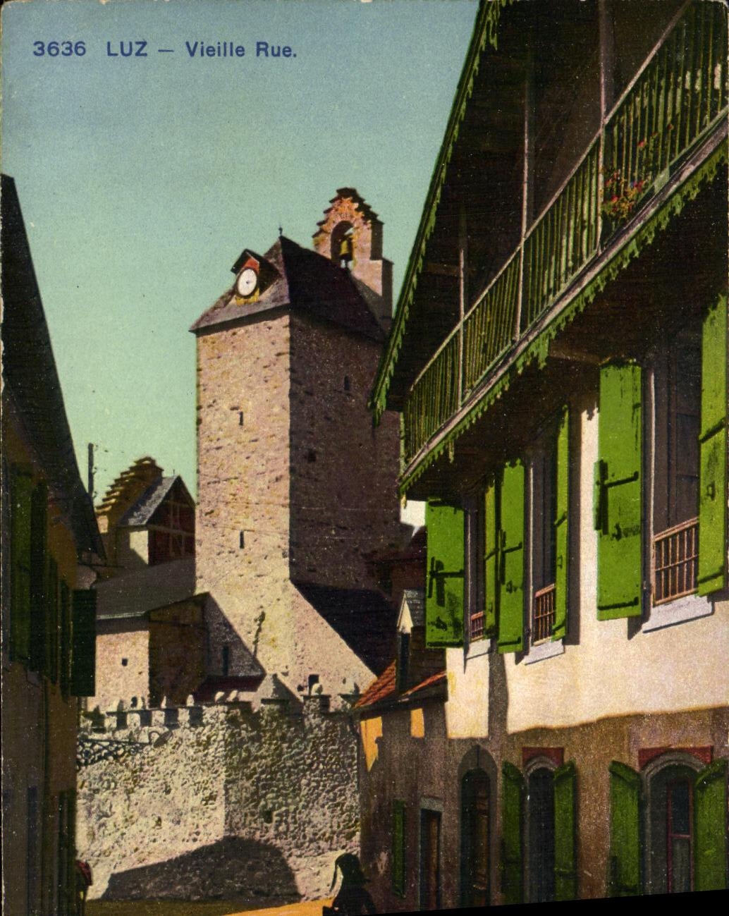 VINTAGE POSTCARD Luz Old woman Street