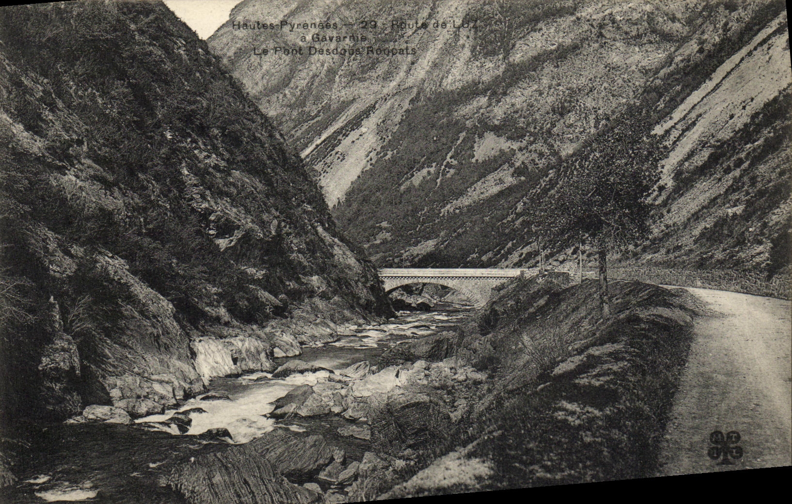 VINTAGE POSTCARD Route De Luz has Gavarnie the bridge Desdous Roucats