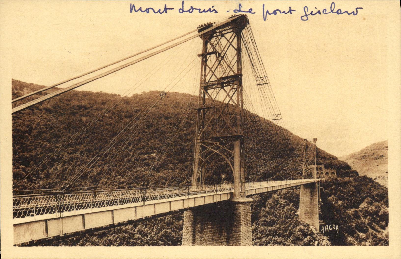 VINTAGE POSTCARD the Pyrenees Louis Mount the Gisclard bridge