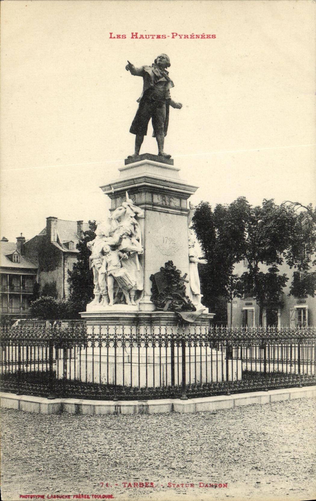 CPA Tarbes Statue Danton