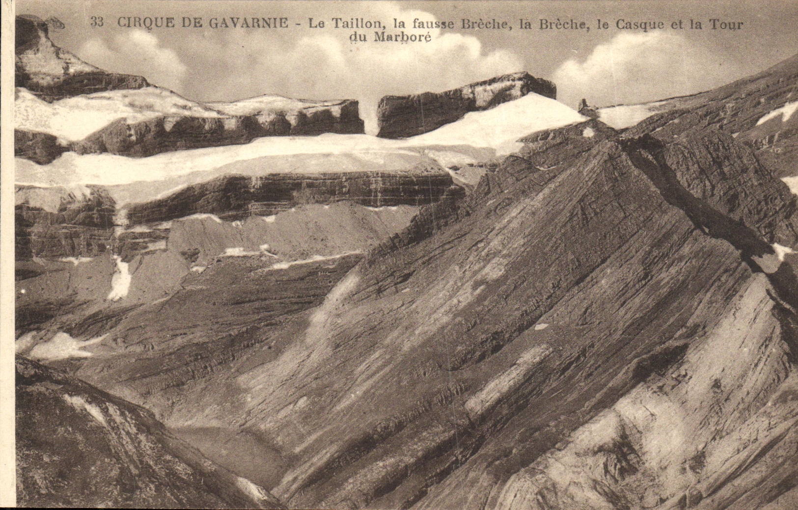CPA Gavarnie Cirque De Le Taillon la Fausse Breche Le casquet et la tour du MArbore