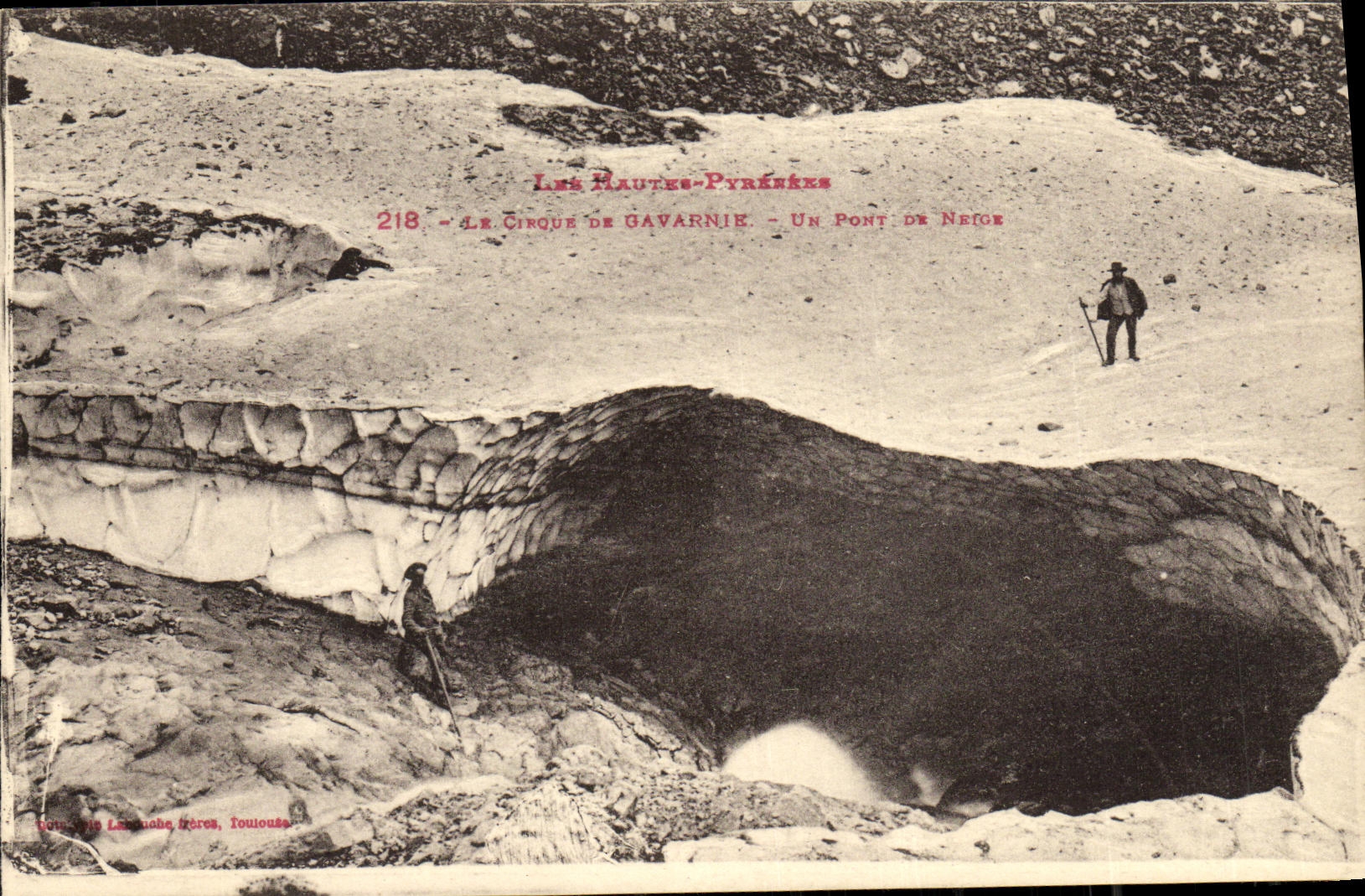 CPA Gavarnie Le Cirque Un pont de neige