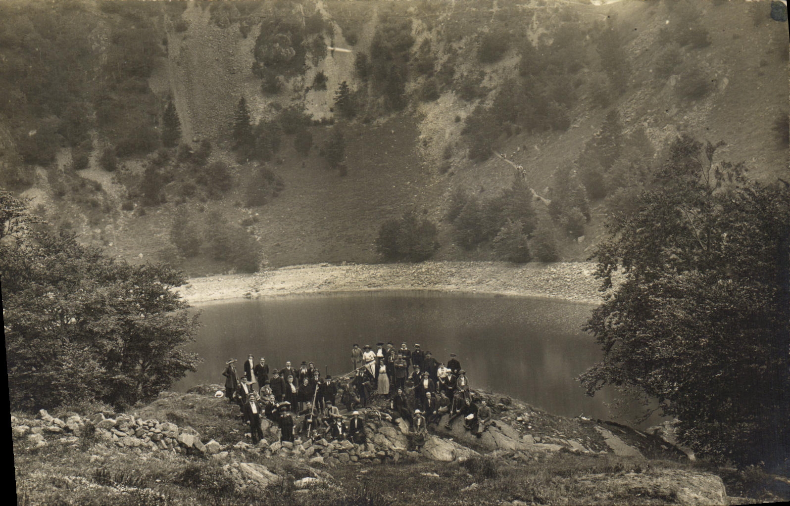 CARTE PHOTO Excursion du club vosgien de Masevaux Juin 1921