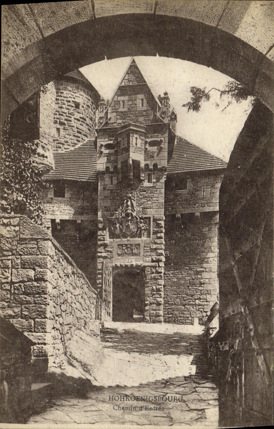 VINTAGE POSTCARD Hoehkoenigsbourg Way D entered