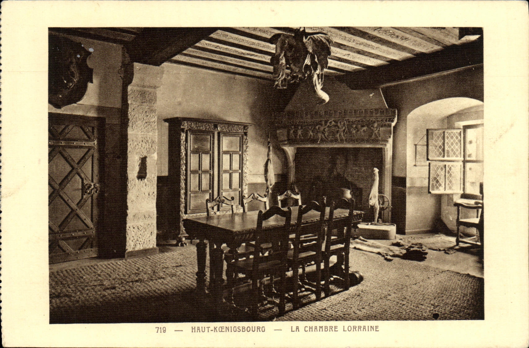 VINTAGE POSTCARD High Kœnigsbourg the Lorraine Room
