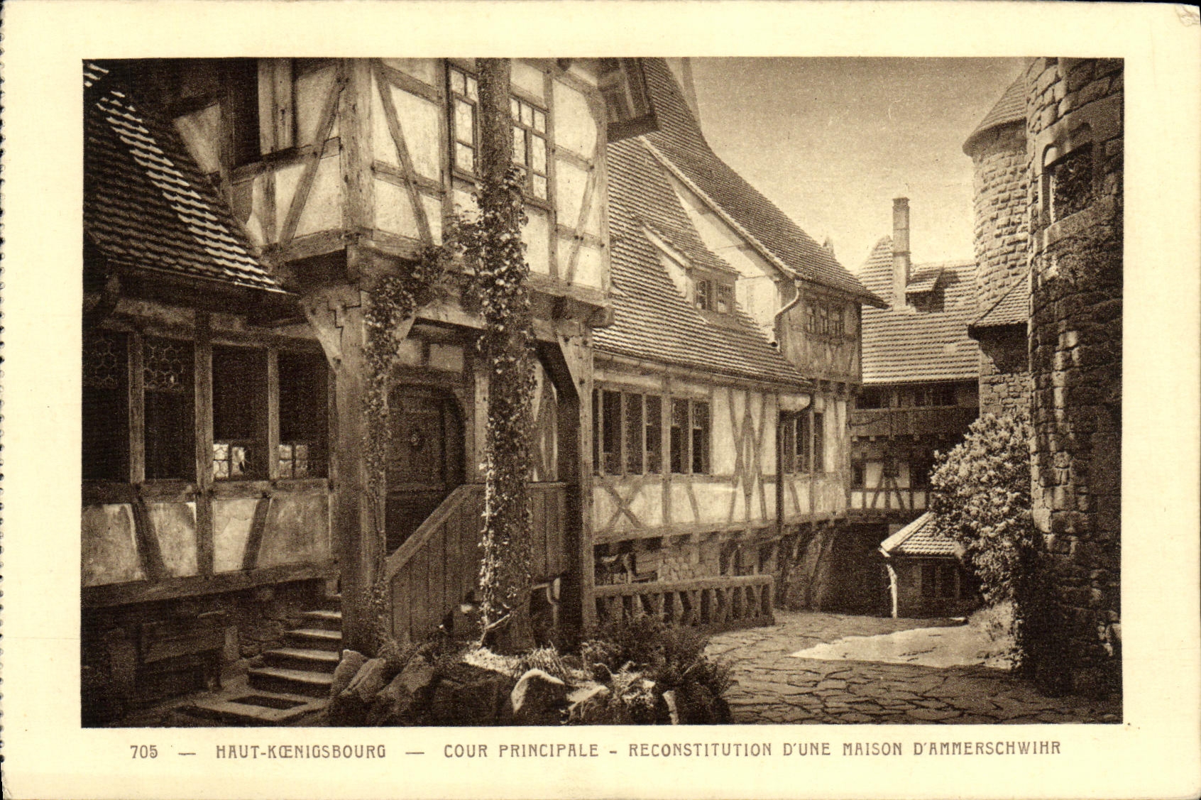VINTAGE POSTCARD High Kœnigsbourg Court Pincipale Reconstitution D a House D Ammerschwihr