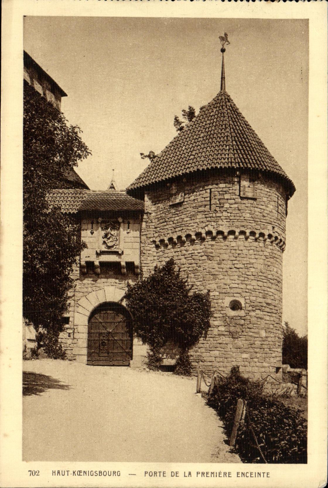 VINTAGE POSTCARD High Kœnigsbourg Carries First Enclosure