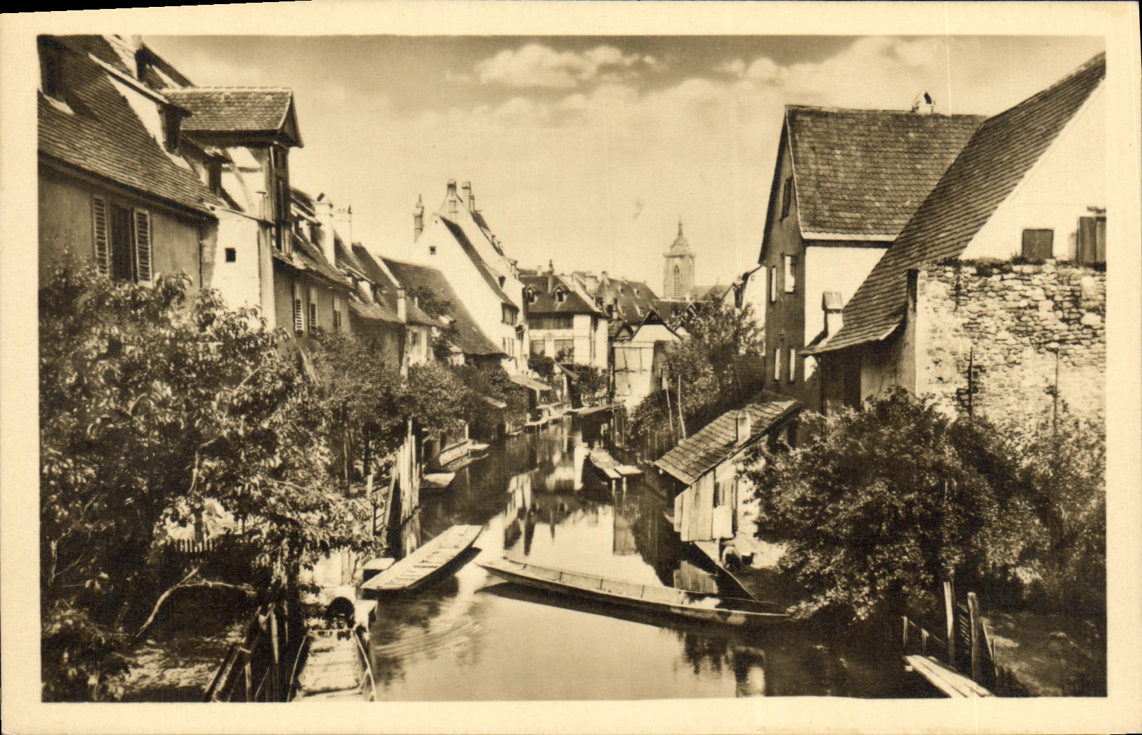 POSTAL Colmar de la VENDIMIA el centro de la ciudad viejo de la entrada del rio