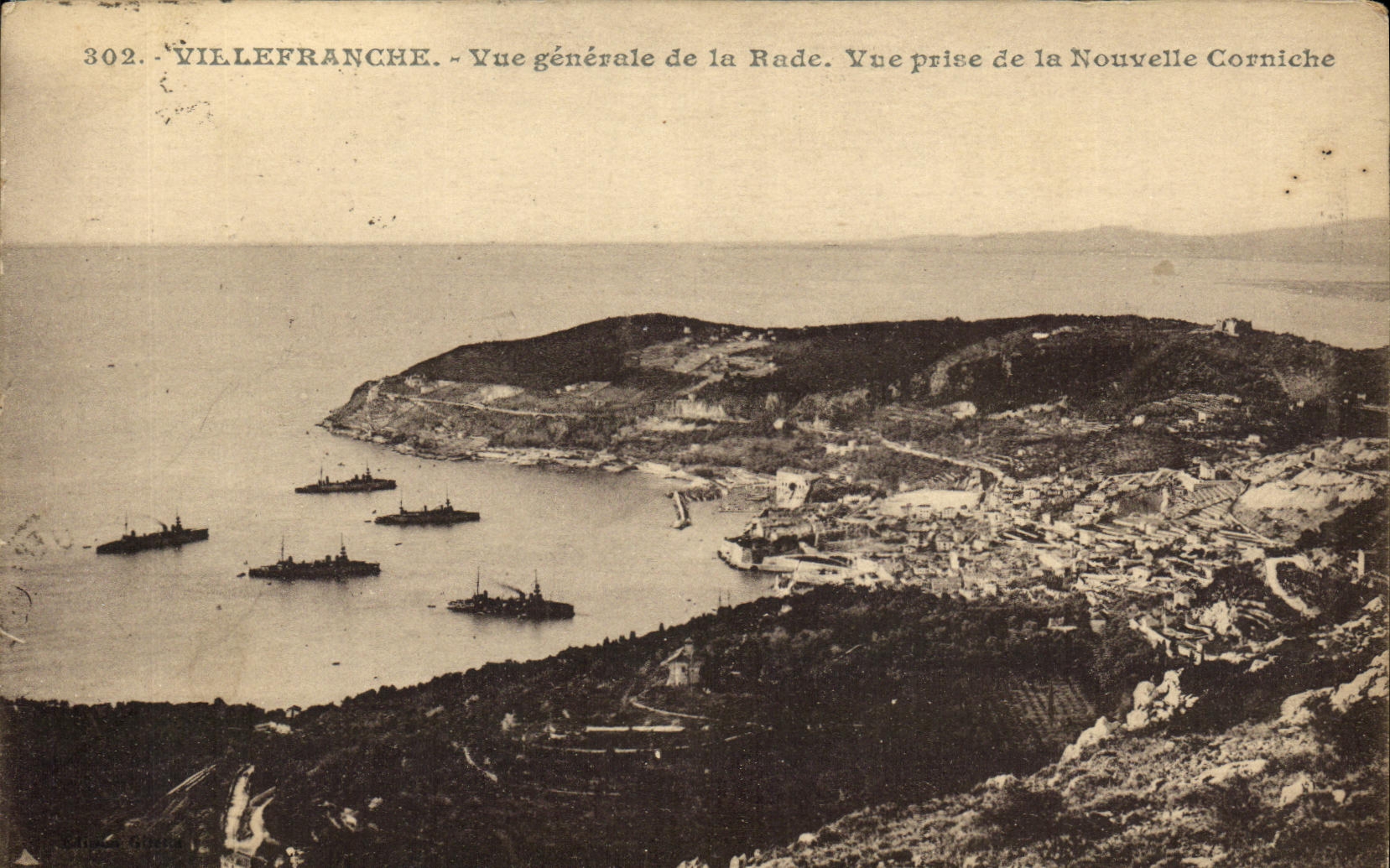 CPA Villefranche Vue generale de la Rade Vue prise de la Nouvelle Corniche Bateaux