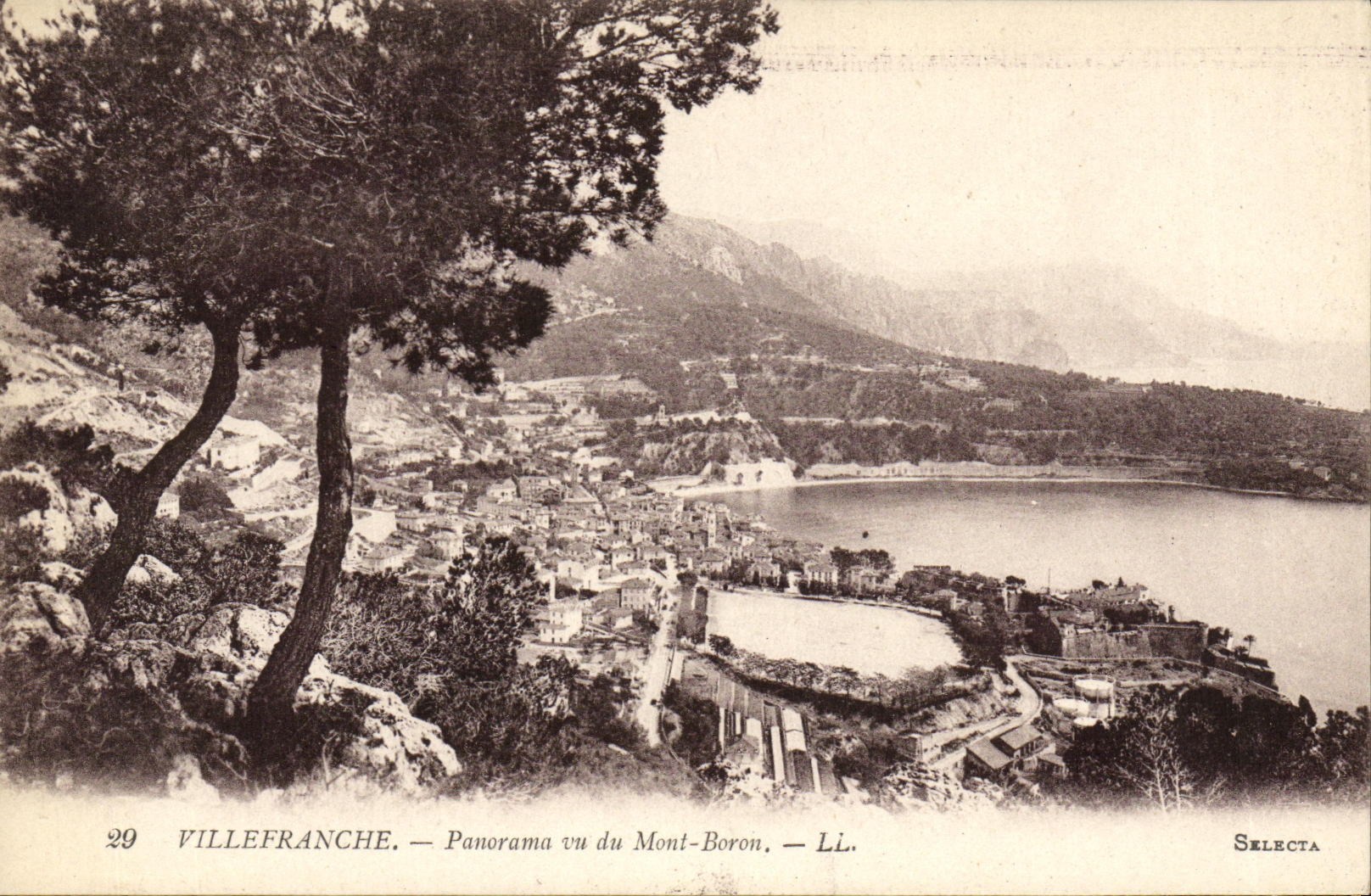 CPA Villefranche Panorama vu du Mont Boron