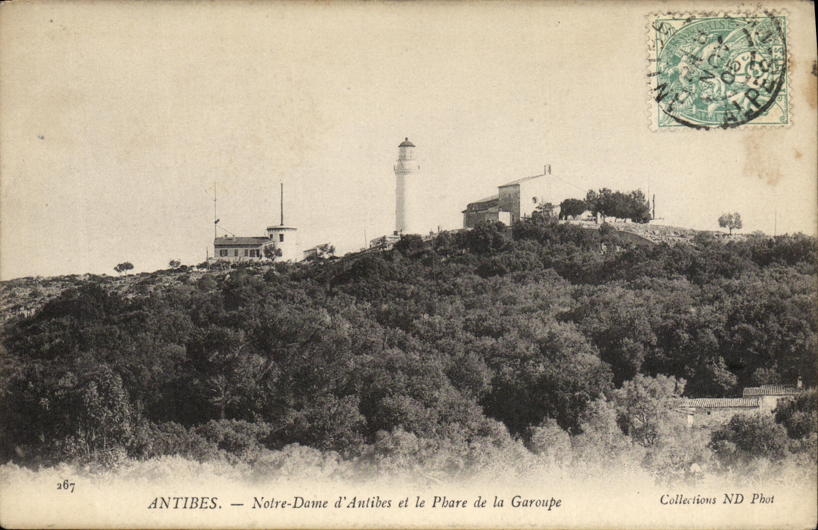 CPA Antibes Notre Dame d Antibes et le Phare de la Garoupe