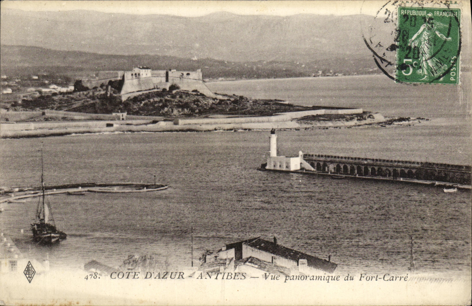 CPA Cote D Azur Antibes Vue panoramique du Fort Carre