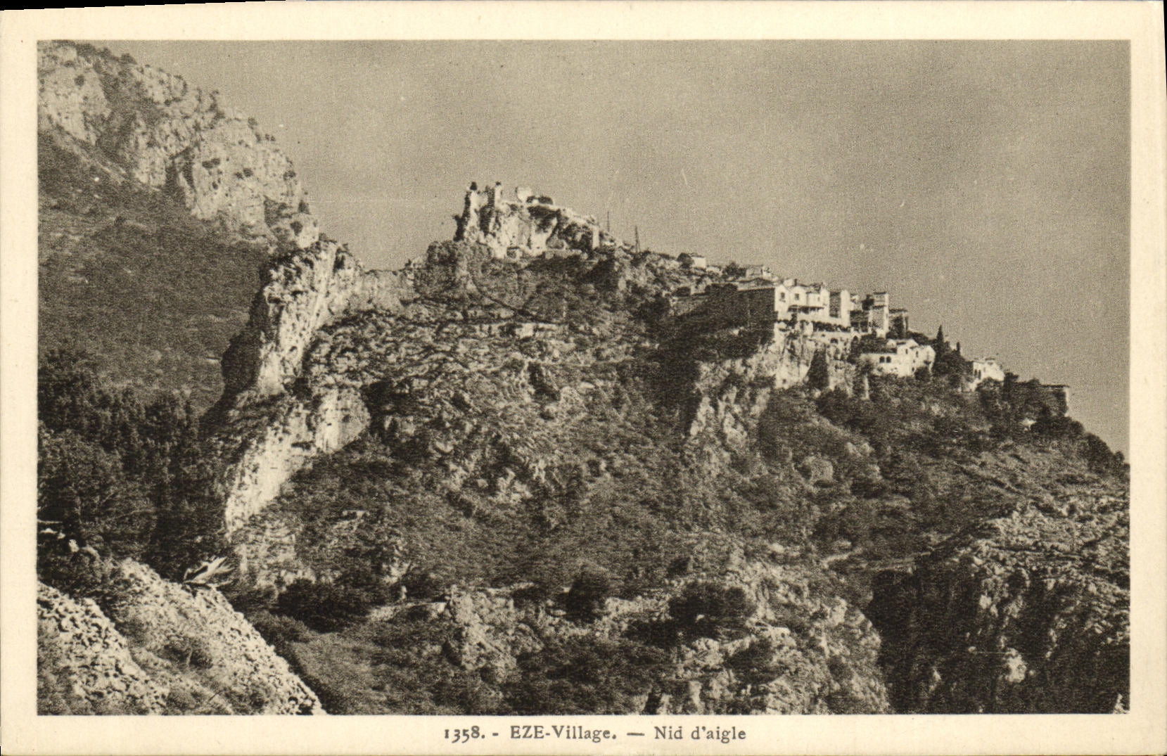 CPA Eze Village Nid d aigle