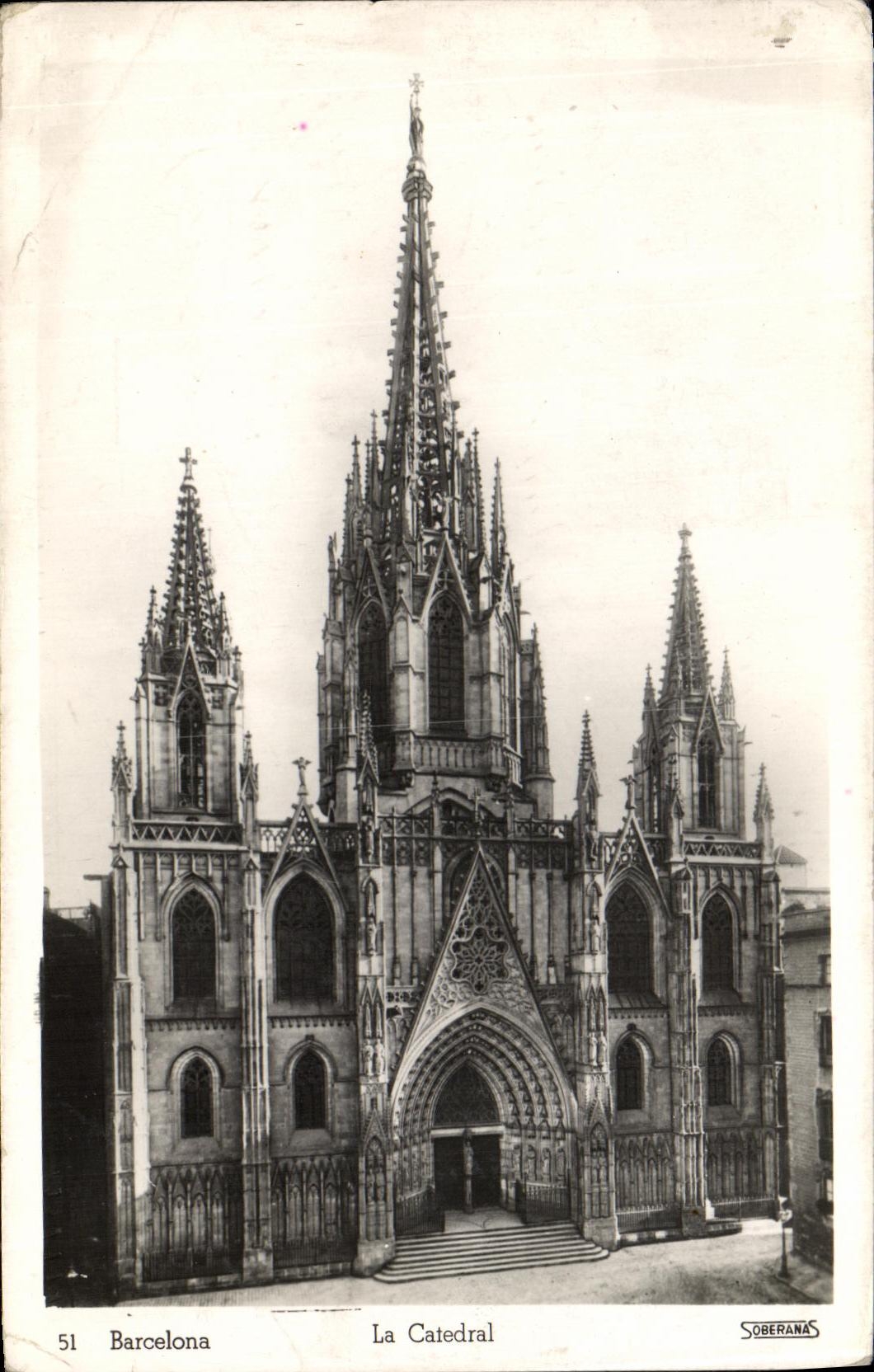 VINTAGE POSTCARD Barcelona Cathedral