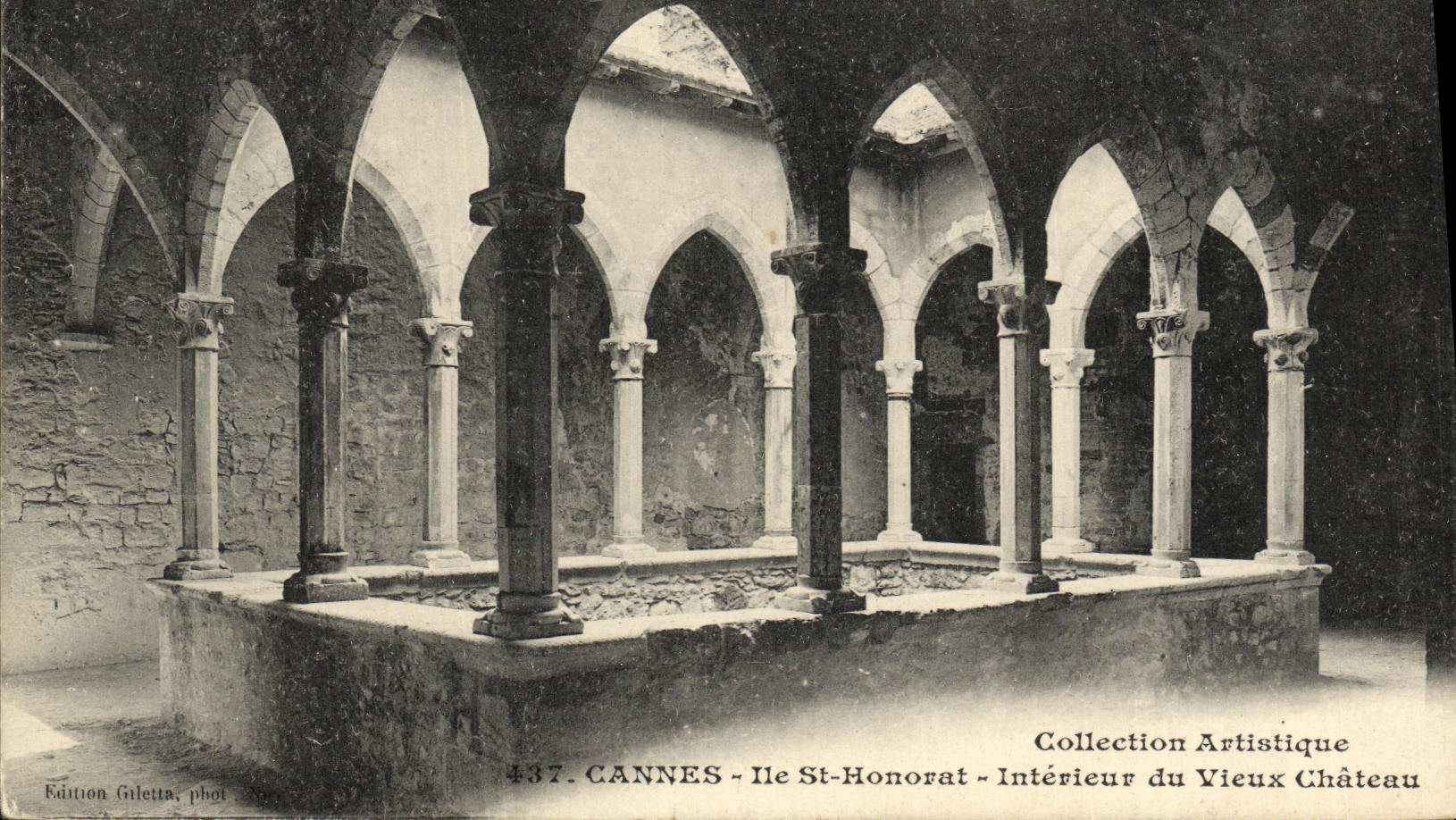 St Honorat interior de Cannes Ille de la POSTAL de la VENDIMIA del castillo viejo