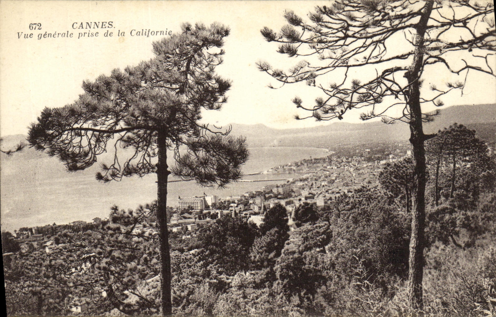 VINTAGE POSTCARD Cannes View taken of Calfornie