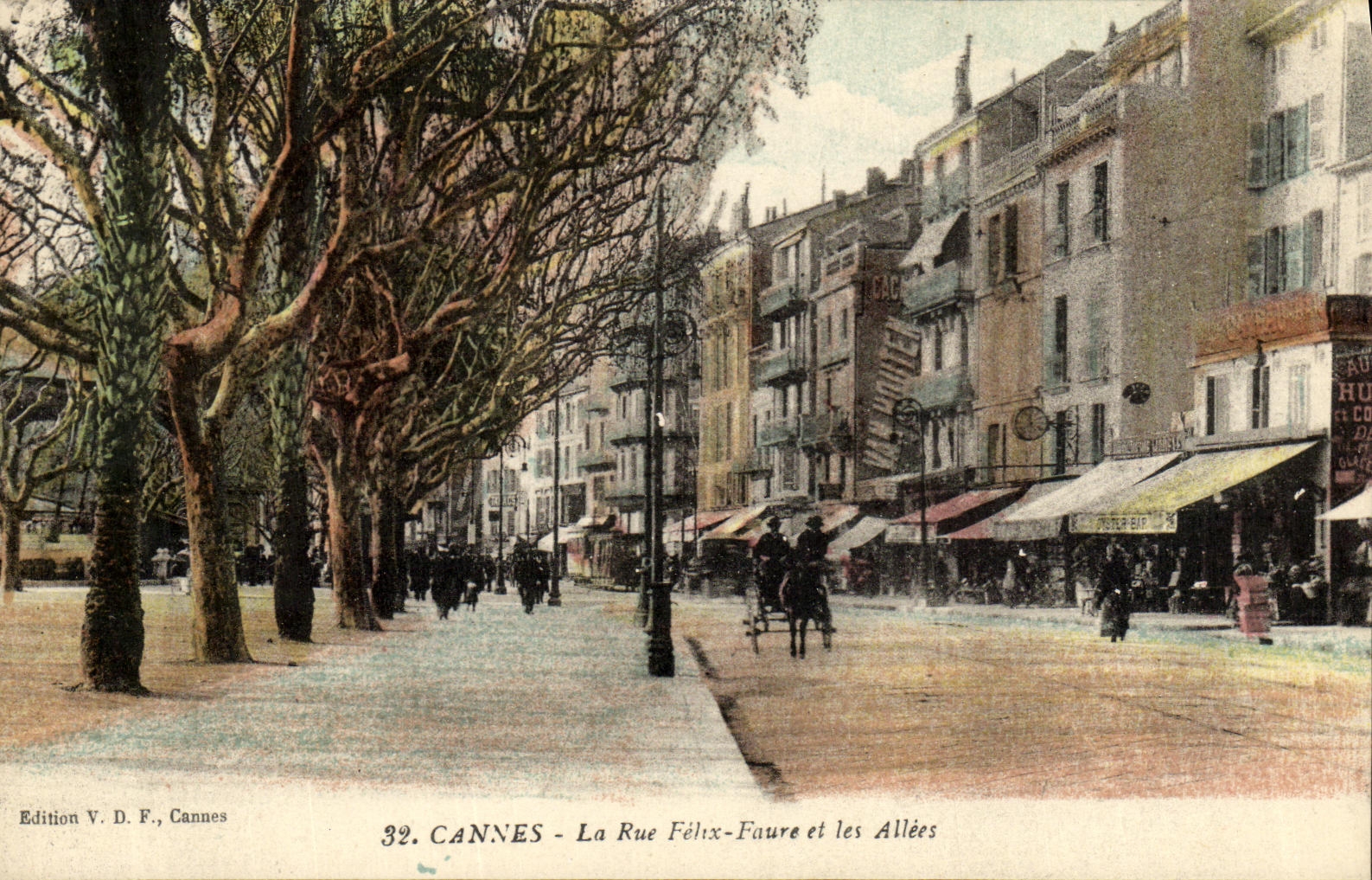 VINTAGE POSTCARD Cannes the Street Felix Faure and Alleys