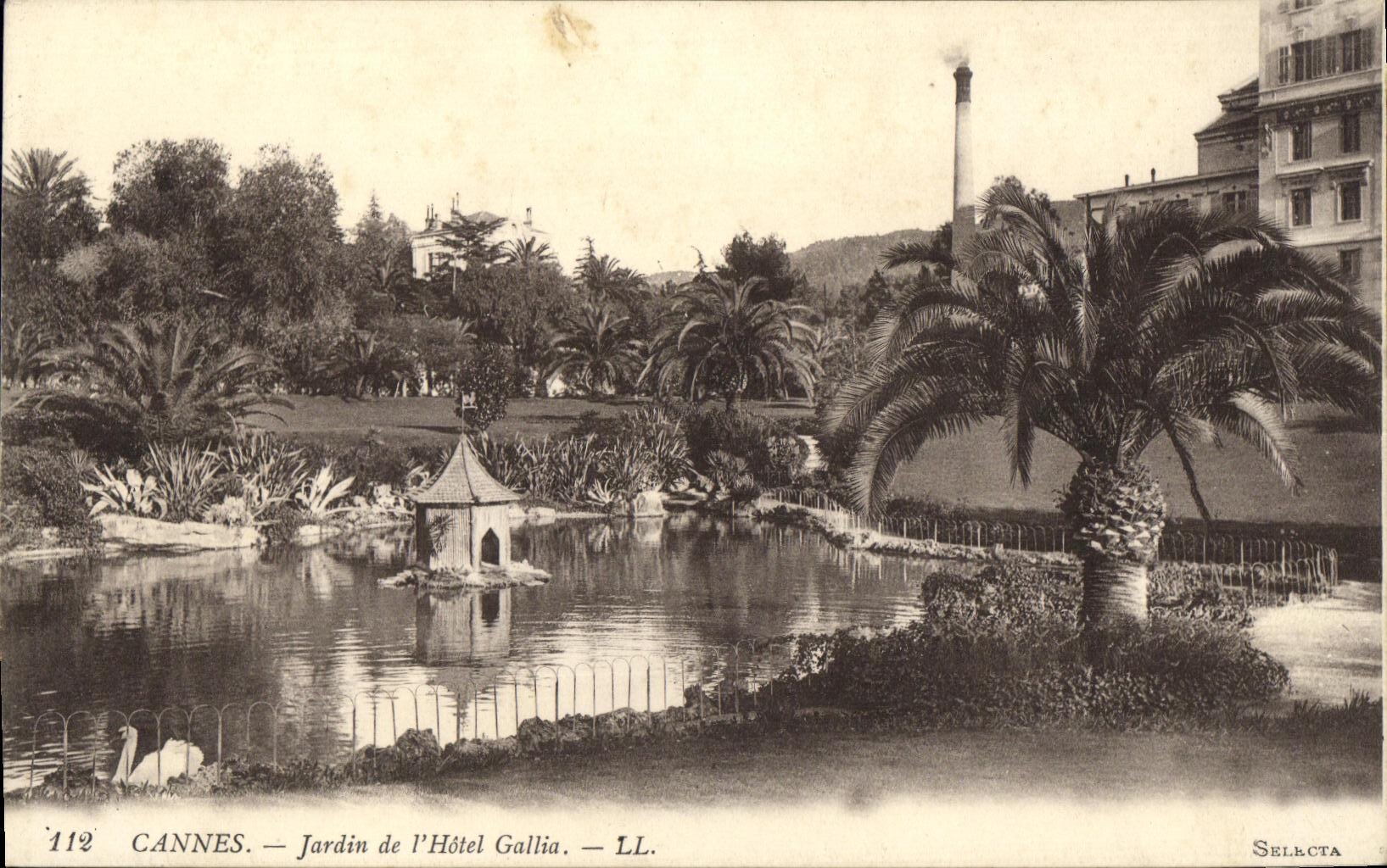 VINTAGE POSTCARD Cannes Garden of L Gallia Hotel
