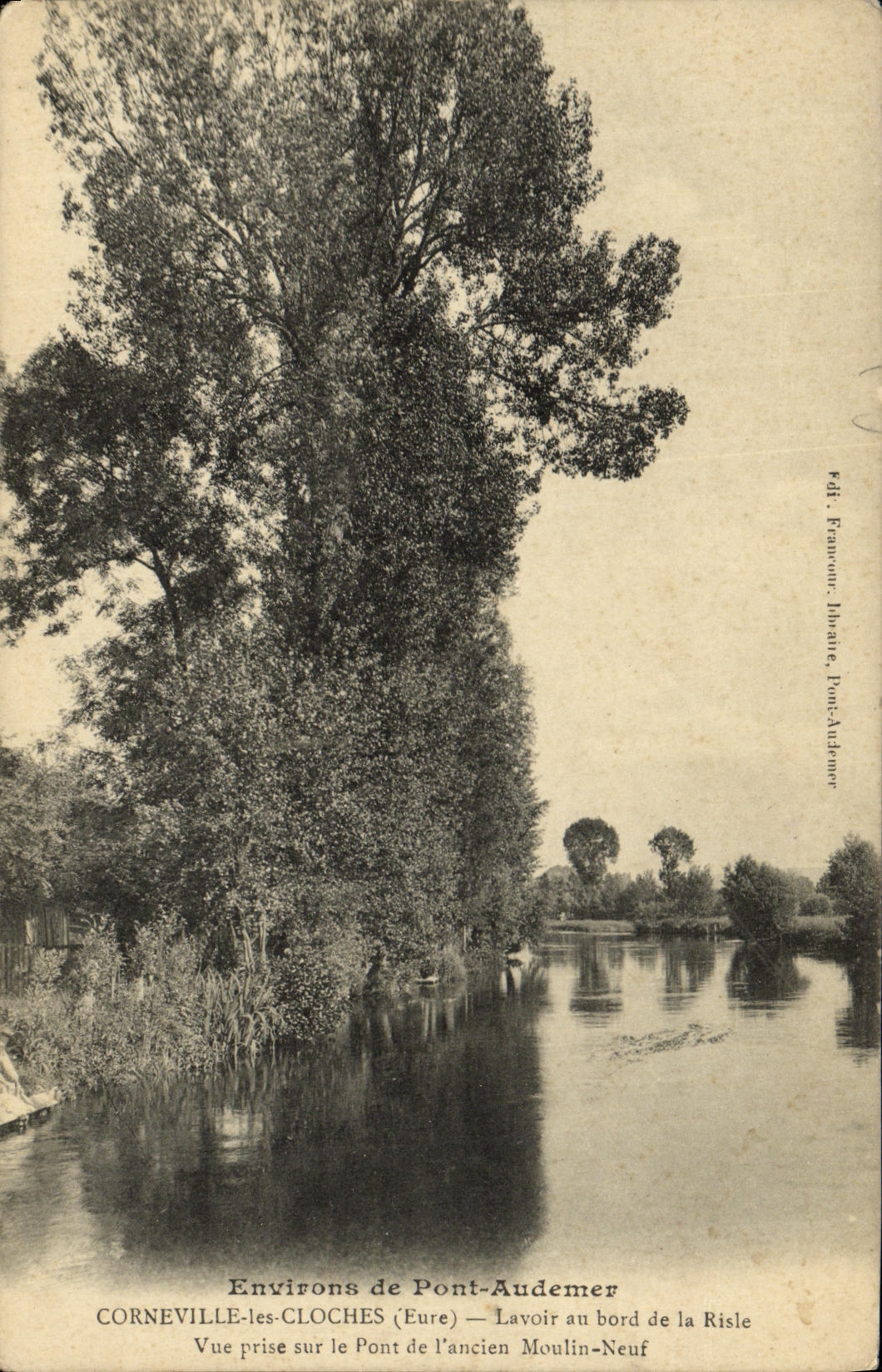 POSTAL Corneville de la VENDIMIA la lavanderia automatica de Belces en el borde de Risle vista en el puente de L nuevo molino viejo