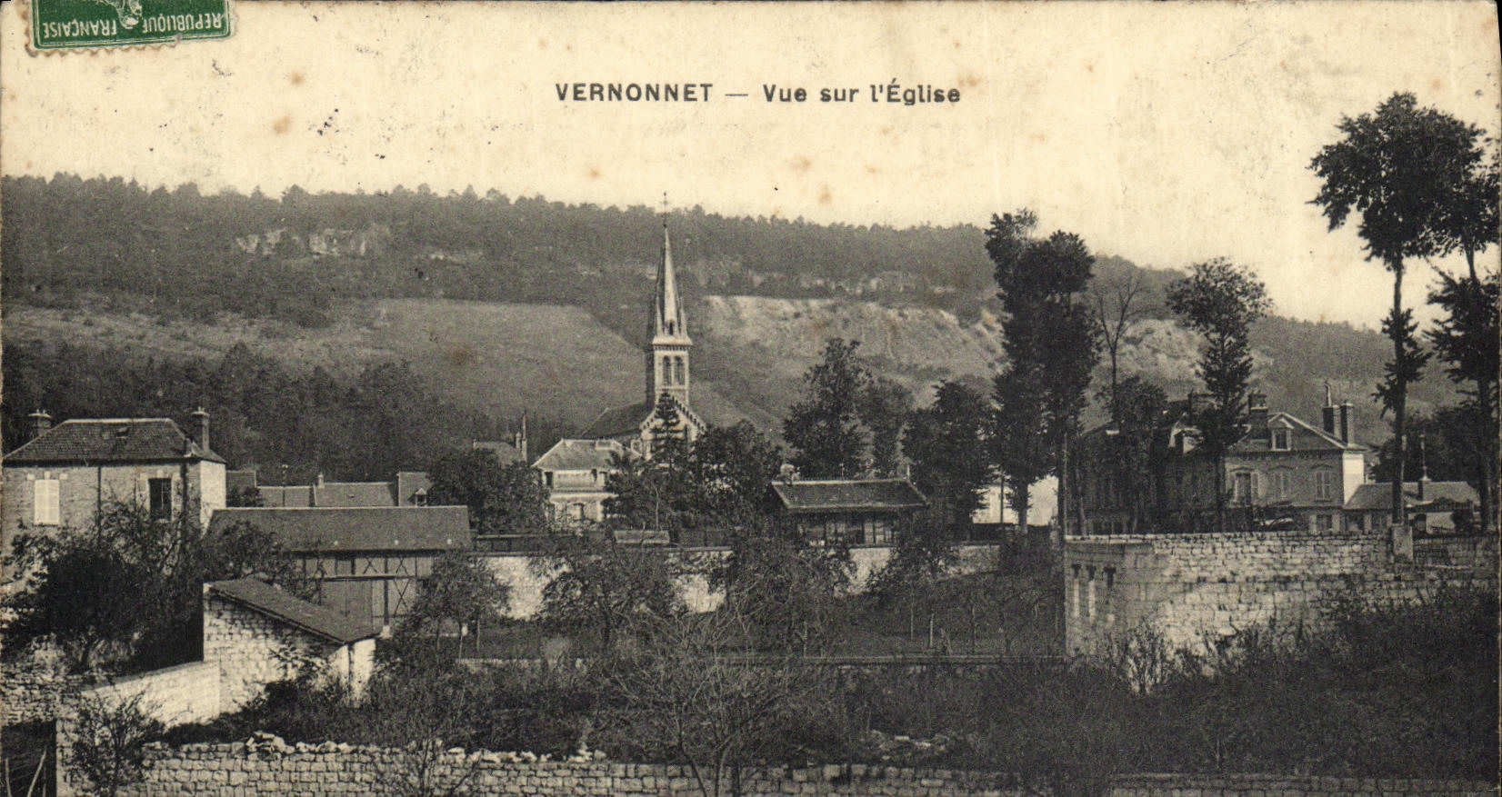 VINTAGE POSTCARD Vernonnet Seen on L Church