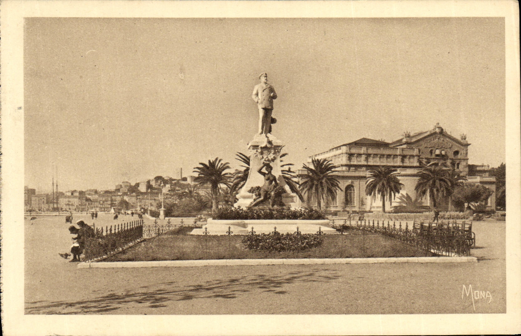 VINTAGE POSTCARD Cannes the Monument has Edouard VII