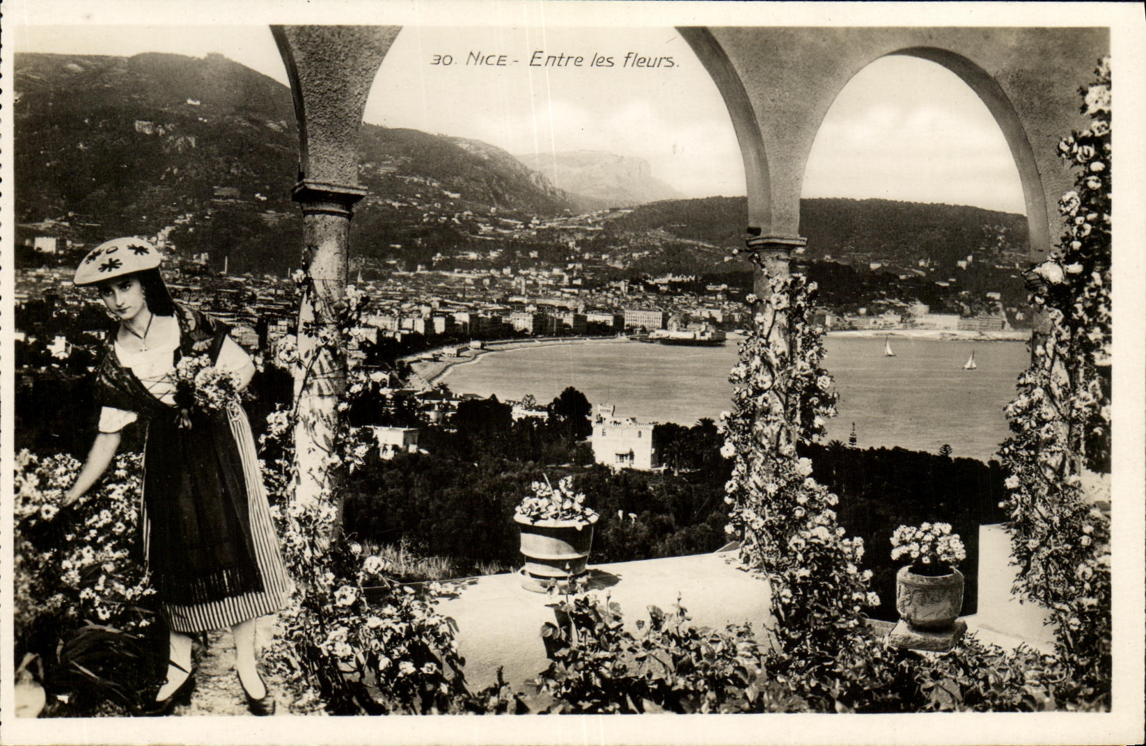 VINTAGE POSTCARD Nice Enters the Flowers