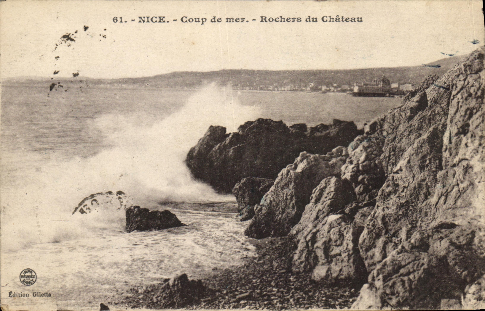 VINTAGE POSTCARD Nice Heavy swell Rocks of the Castle