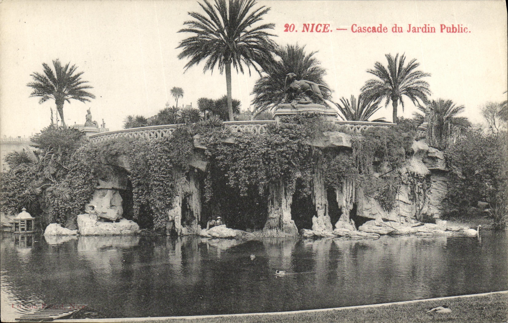 CPA Nice Cascade du Jardin Public