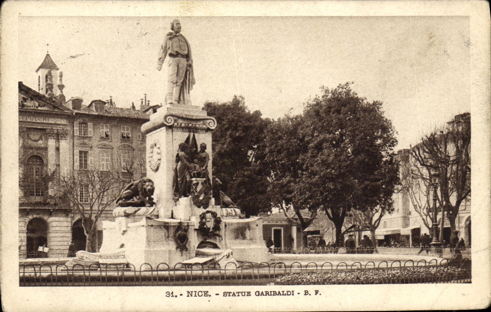 CPA Nice Statue Garibaldi