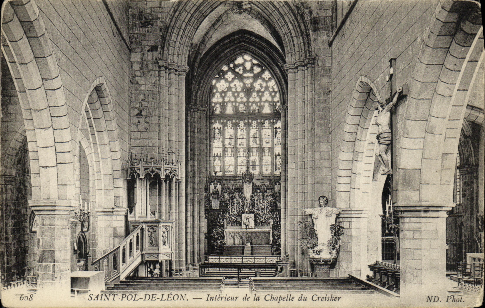 VINTAGE POSTCARD Holy pol  Interior Leon of the Vault of Creisker