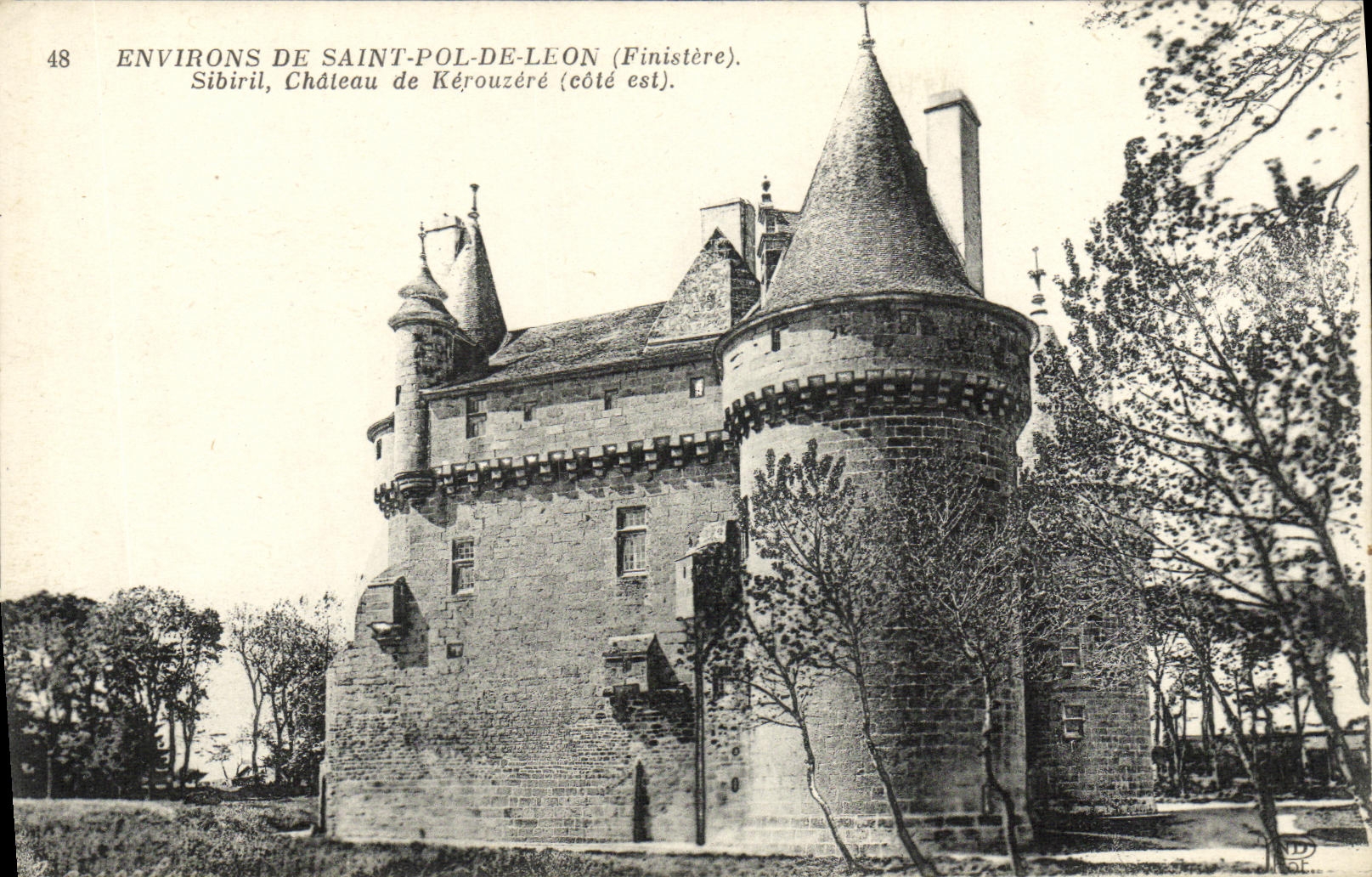 CPA Saint Pol de Leon Environs De Sibiril Chateau de Kerouzere