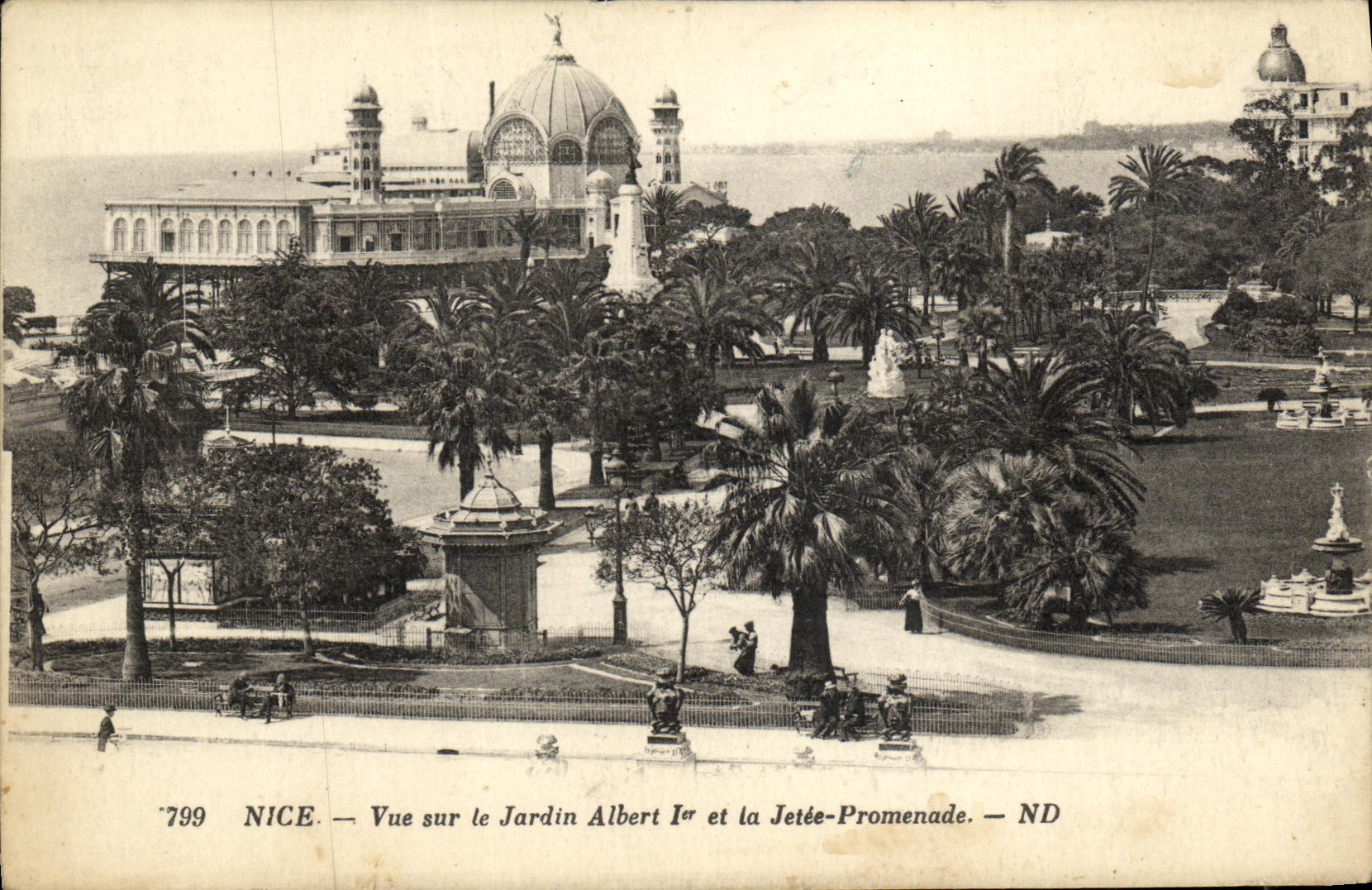 CPA Nice Vue sur le Jardins Albert 1er et la Jetee Promenade
