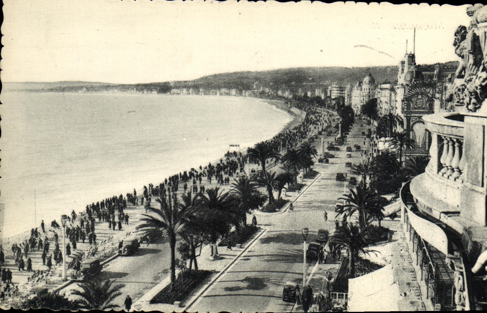 VINTAGE POSTCARD Nice the Bay of the Angels Hotels