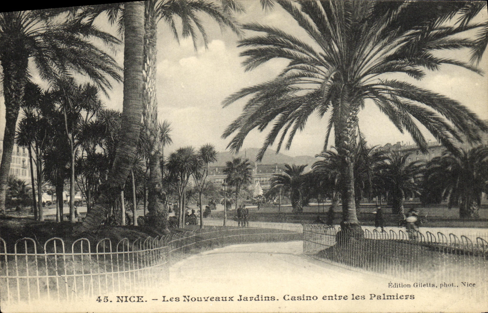 CPA Nice Les Nouveaux Jardins Casino entre les Palmiers