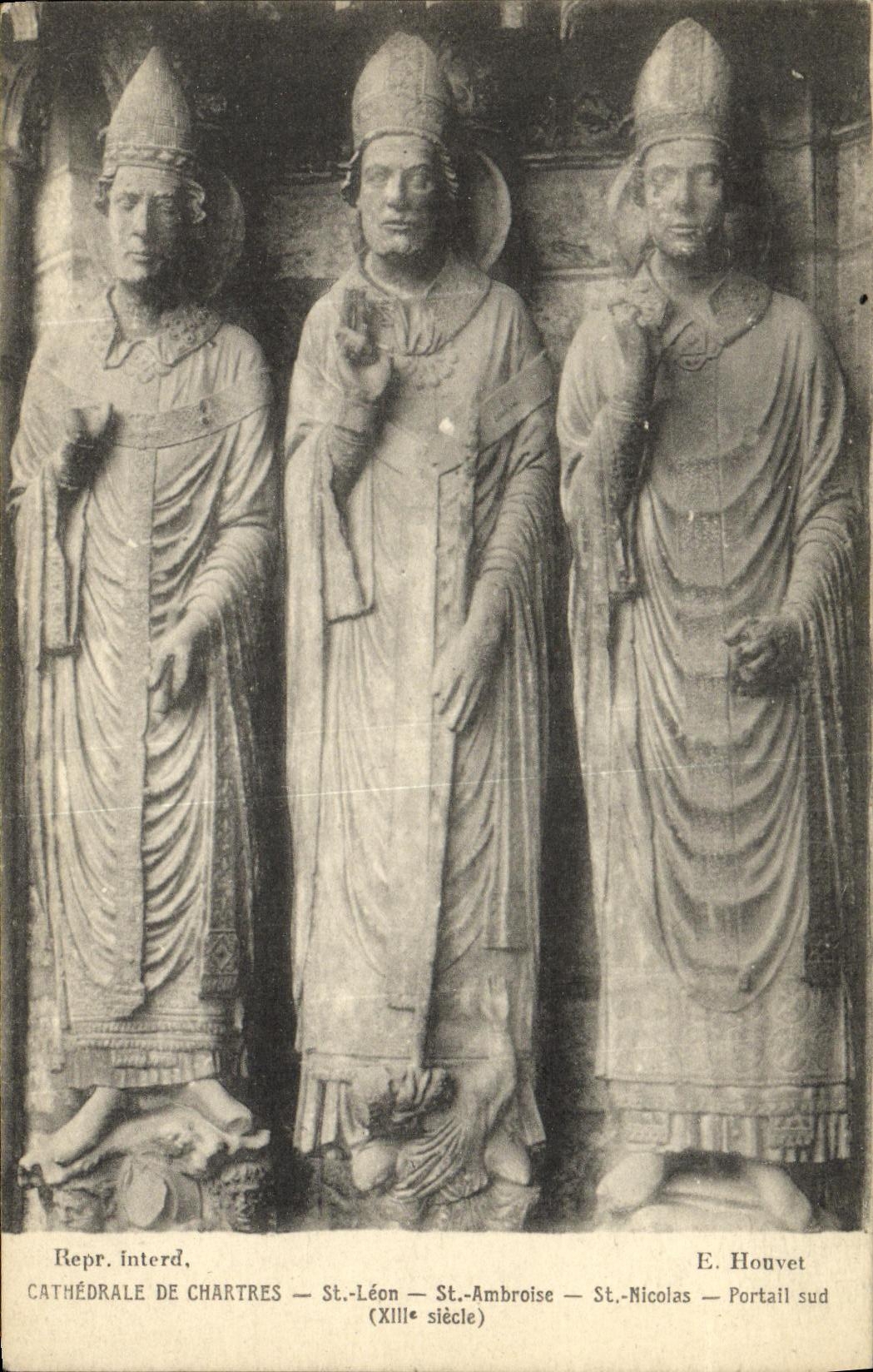 CPA Cathedrale de Chartres St Leon St Ambroise St Nicolas Portail Sud