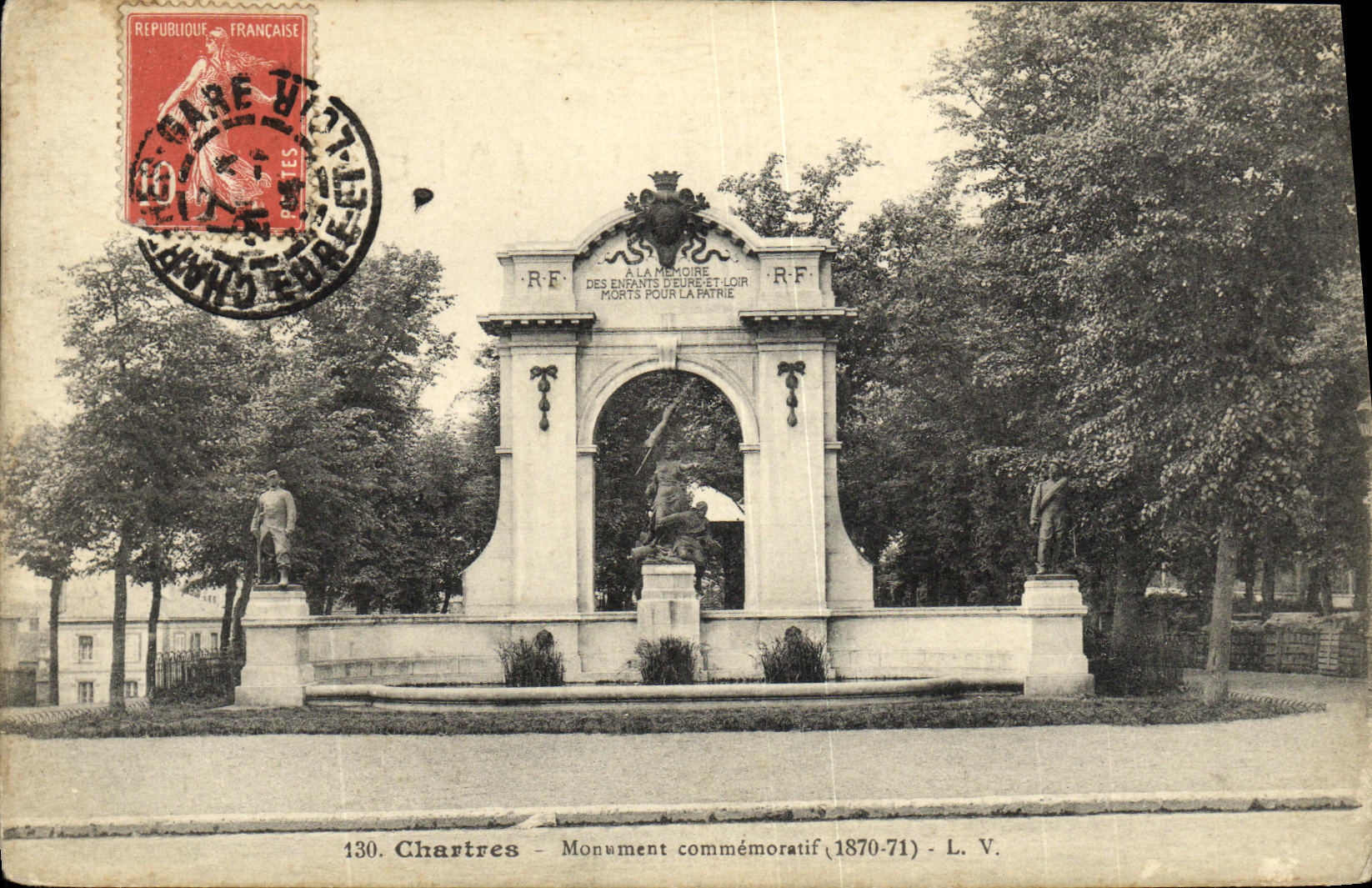 CPA Chartres Monument commemoratif