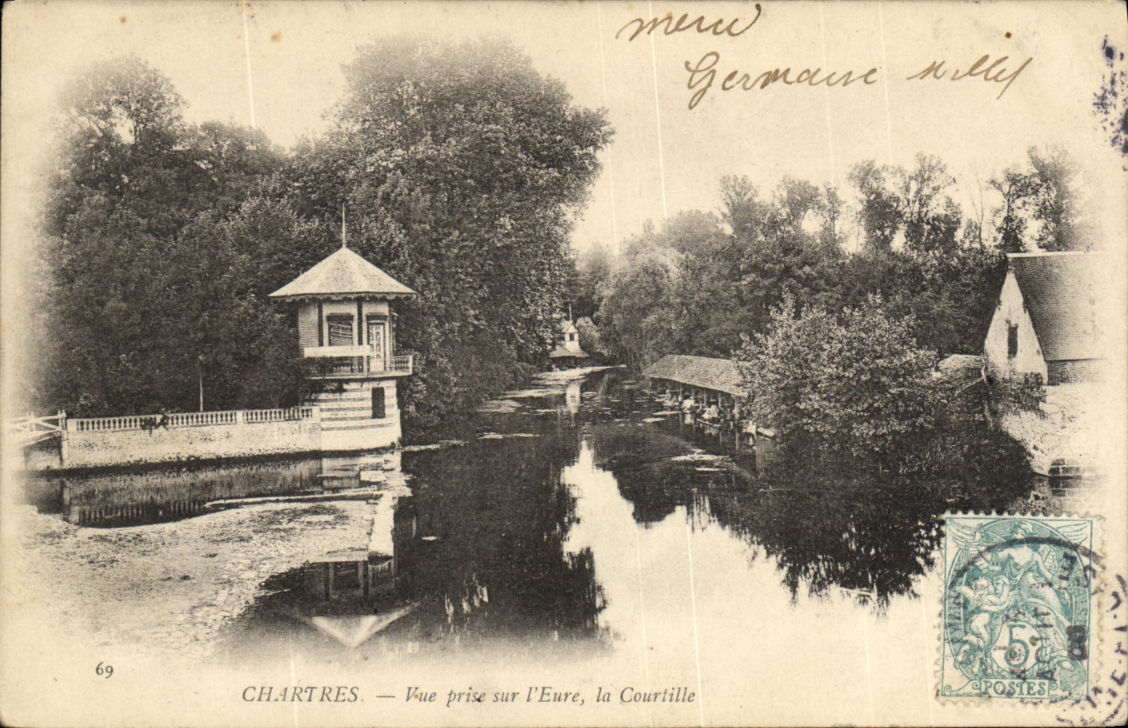 CPA Cathedrale Vue prise sur l Eure la Courtille Lavoir