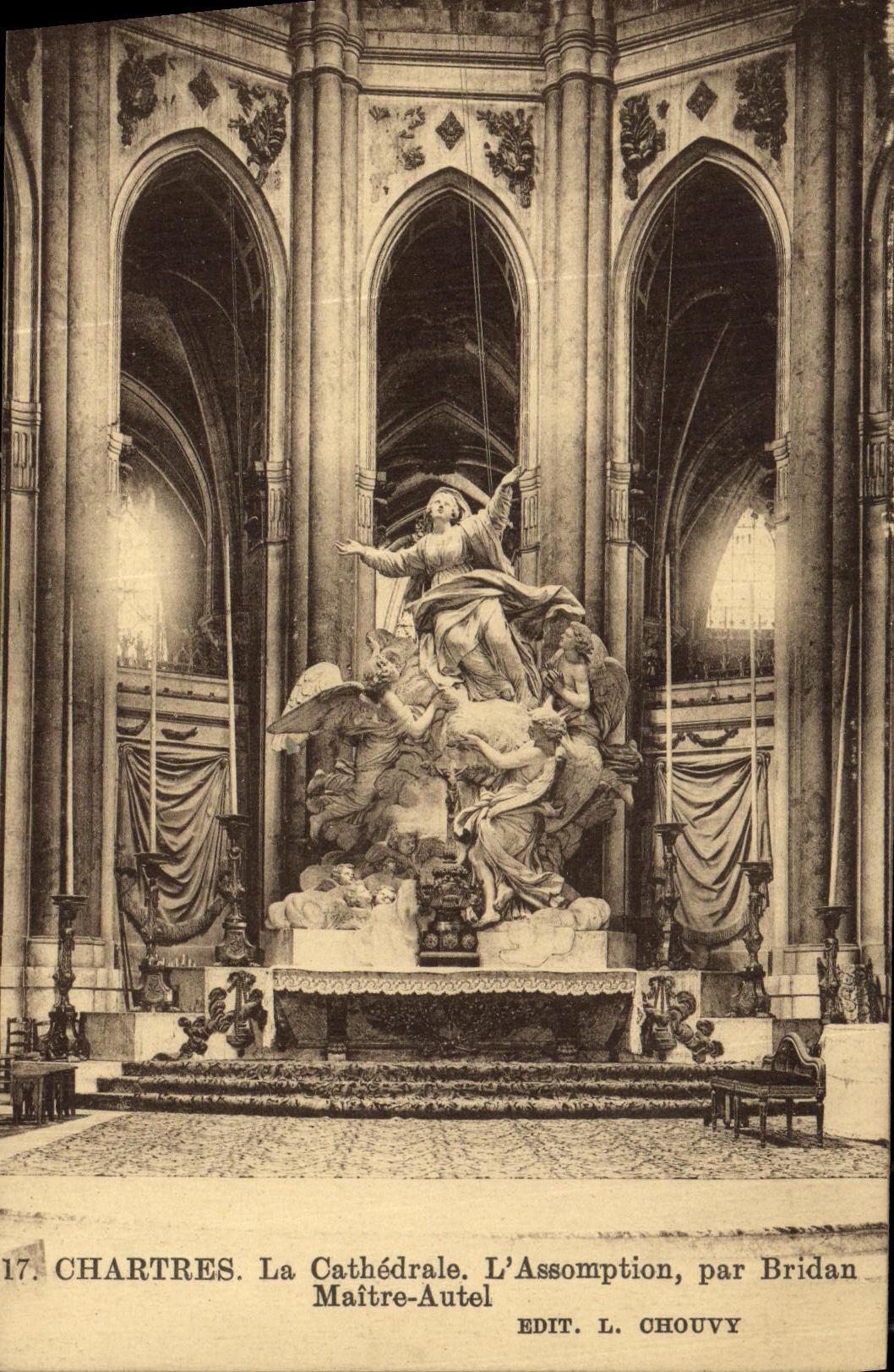 CPA Chartres La Cathedrale L Assomption par Bridan Maitre Autel