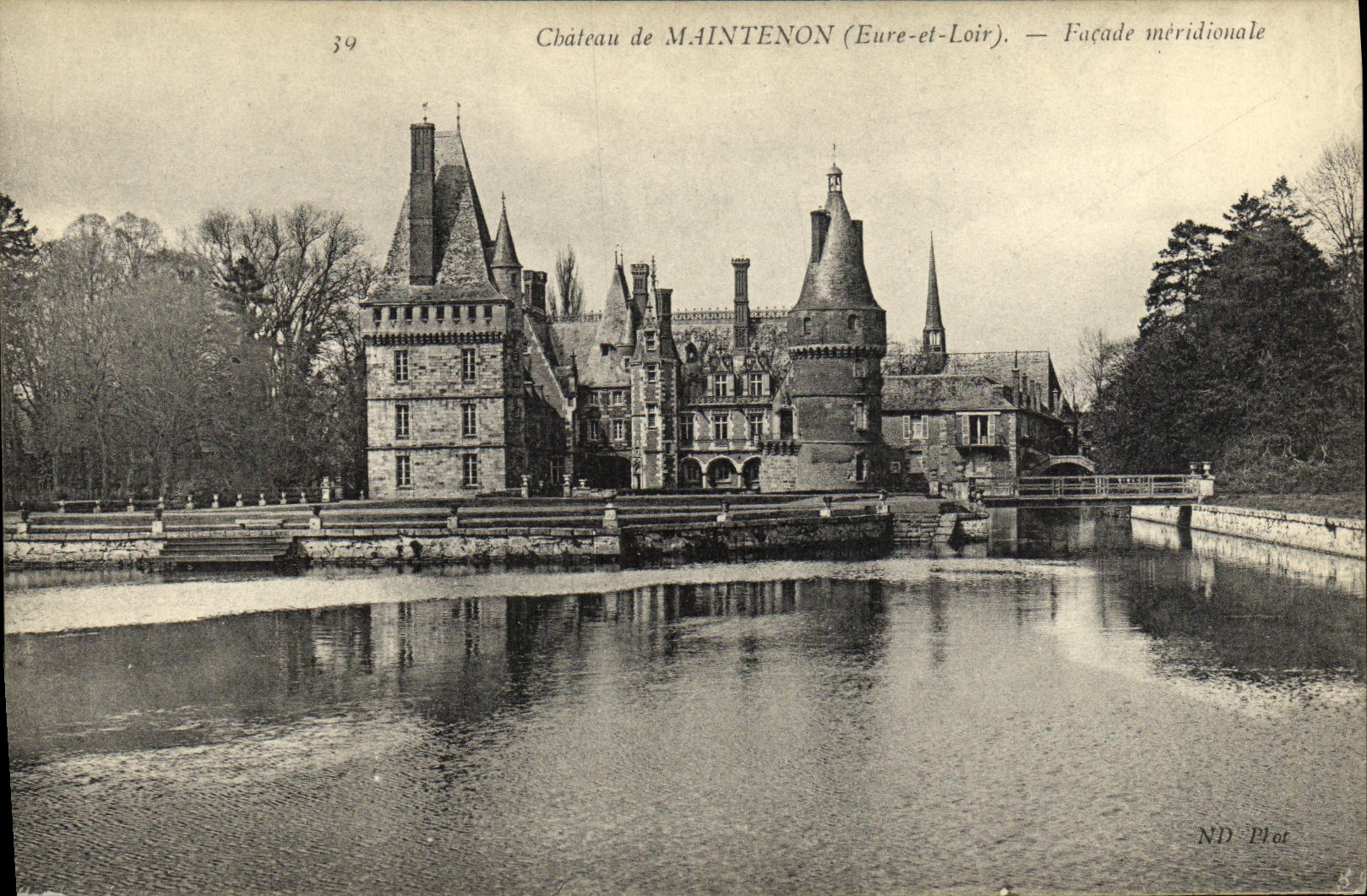 CPA Maintenon Chateau je Vous Envoie Les Fleurs