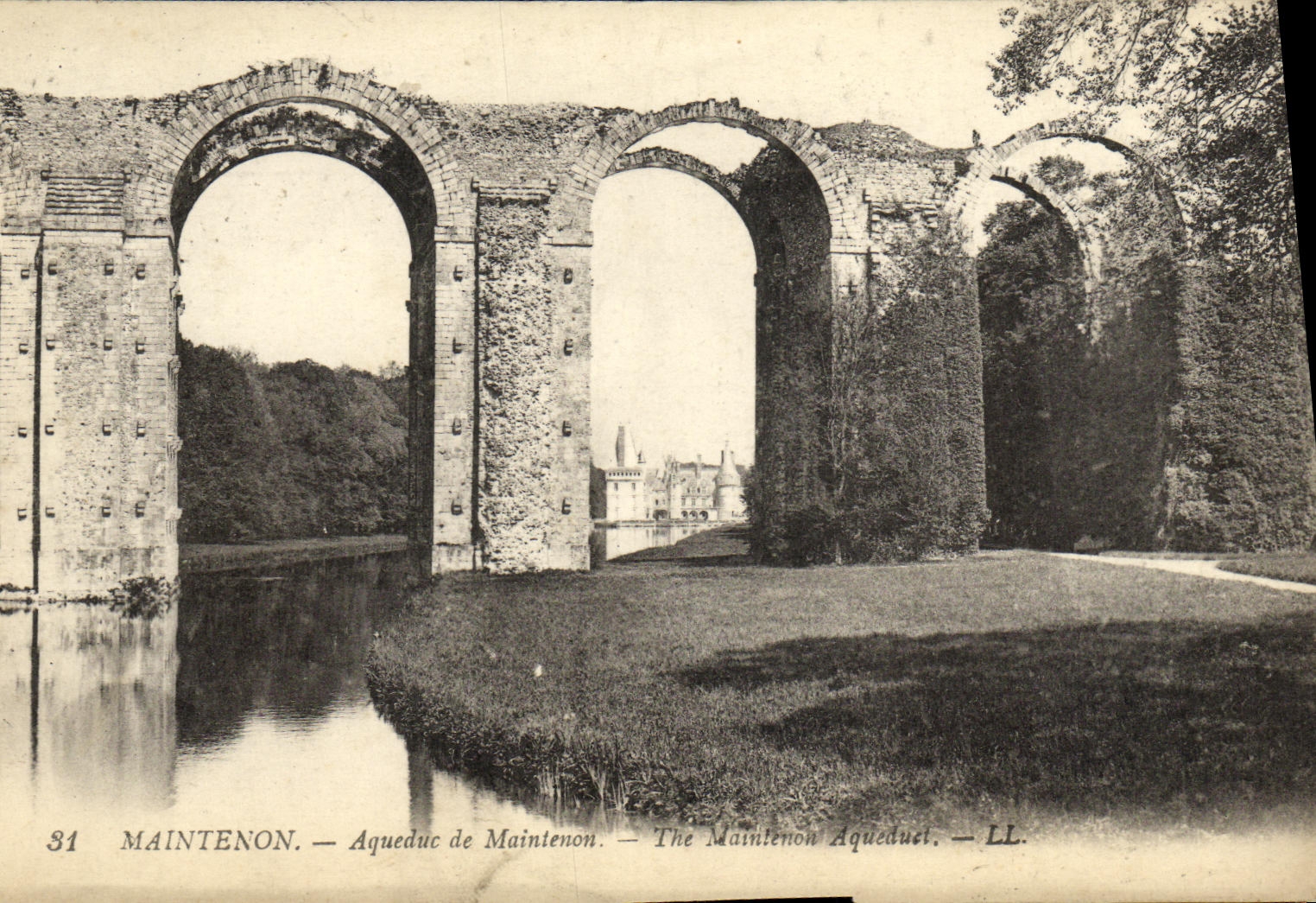 CPA Maintenon Le Chateau Aqueduc