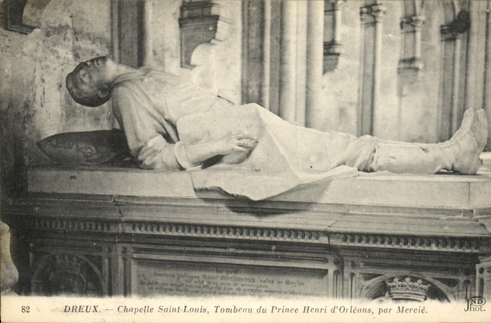 Tumba de St  Louis de la camara acorazada de Dreux de la POSTAL de la VENDIMIA del principe Enrique D Orleans Mercie