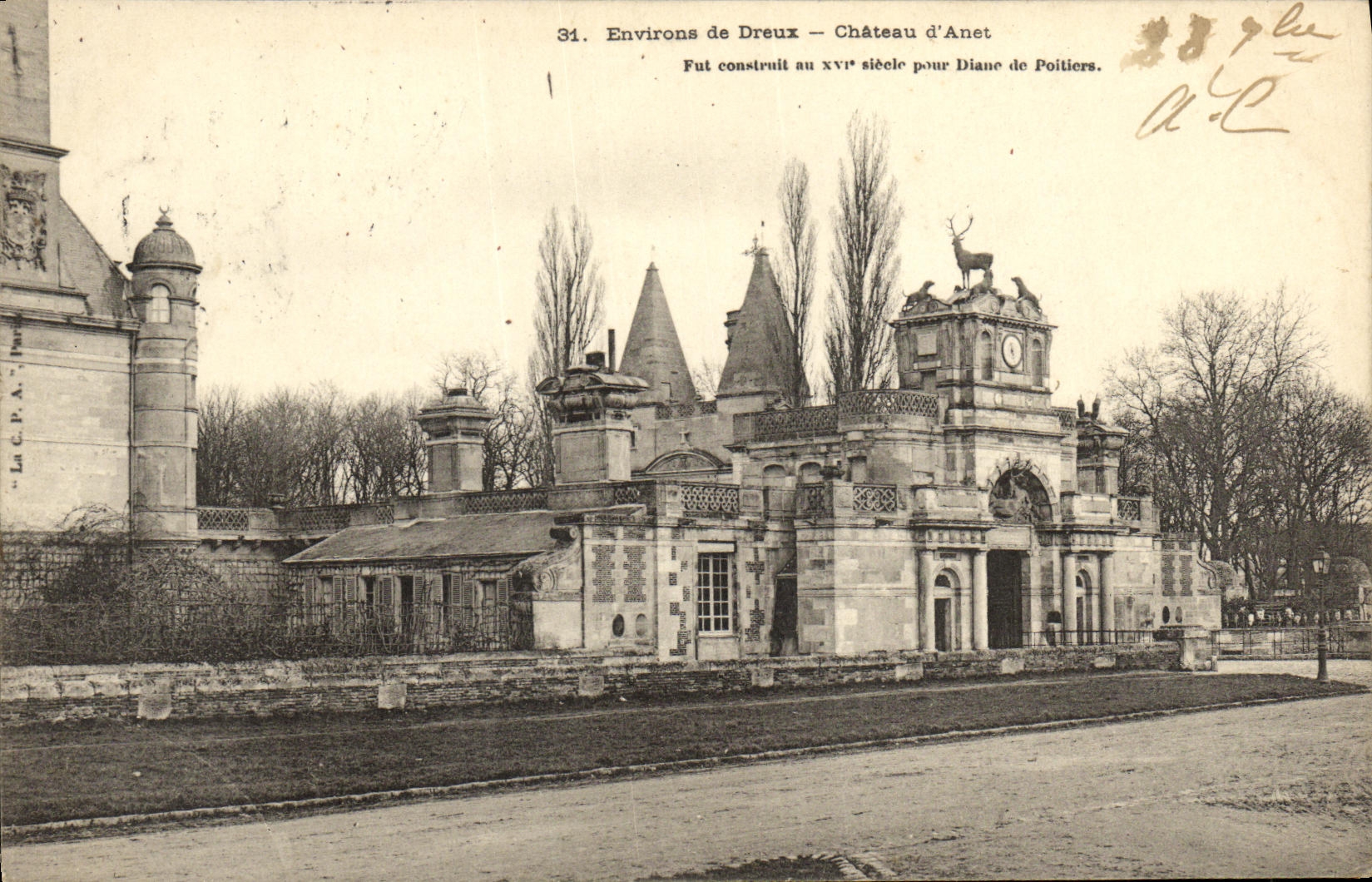 Alrededores de la POSTAL de la VENDIMIA del castillo D Anet de Dreux