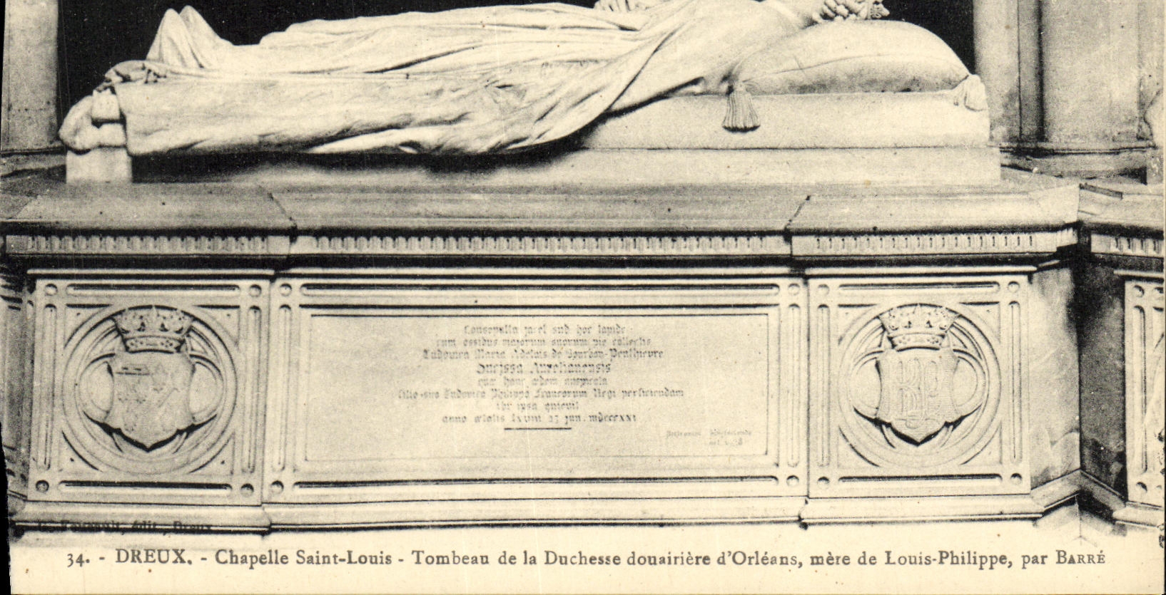 Tumba de Dreux La Chapelle St  Louis de la POSTAL de la VENDIMIA de la duquesa D Orleans