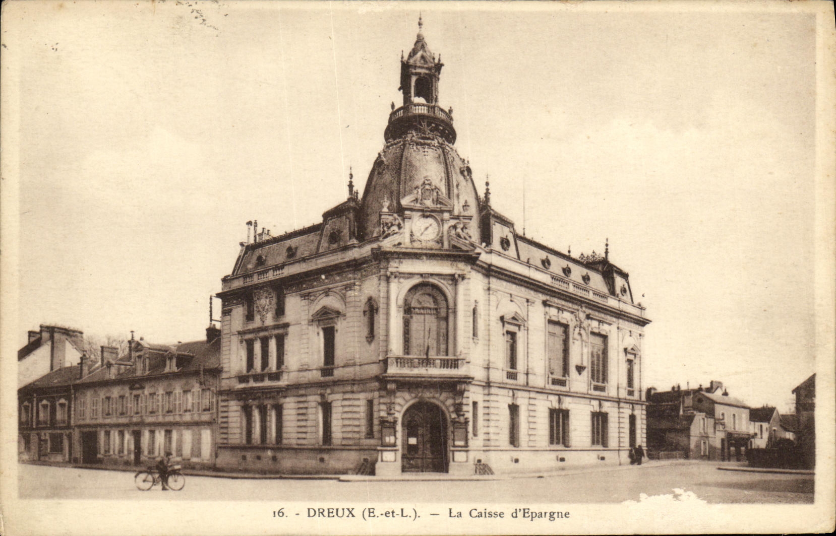 Castillo de la POSTAL de la VENDIMIA de Dreux que el caso D ahorra