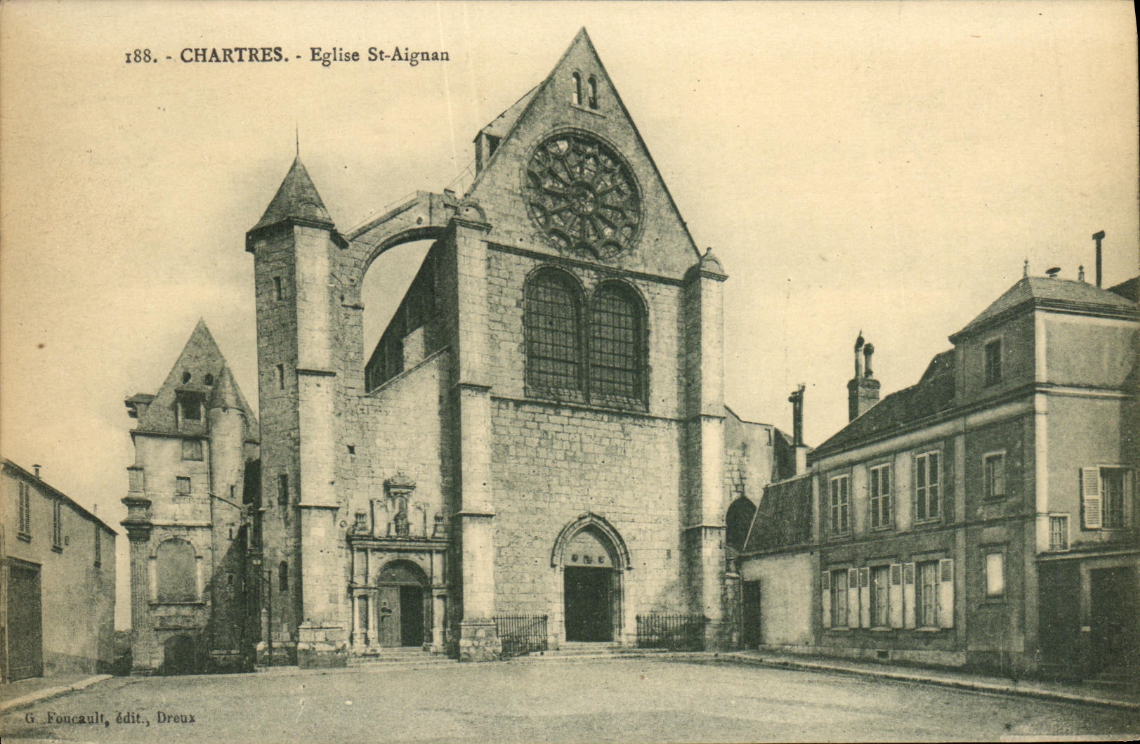 CPA Chartres La Cathedrale Eglise St Aignan