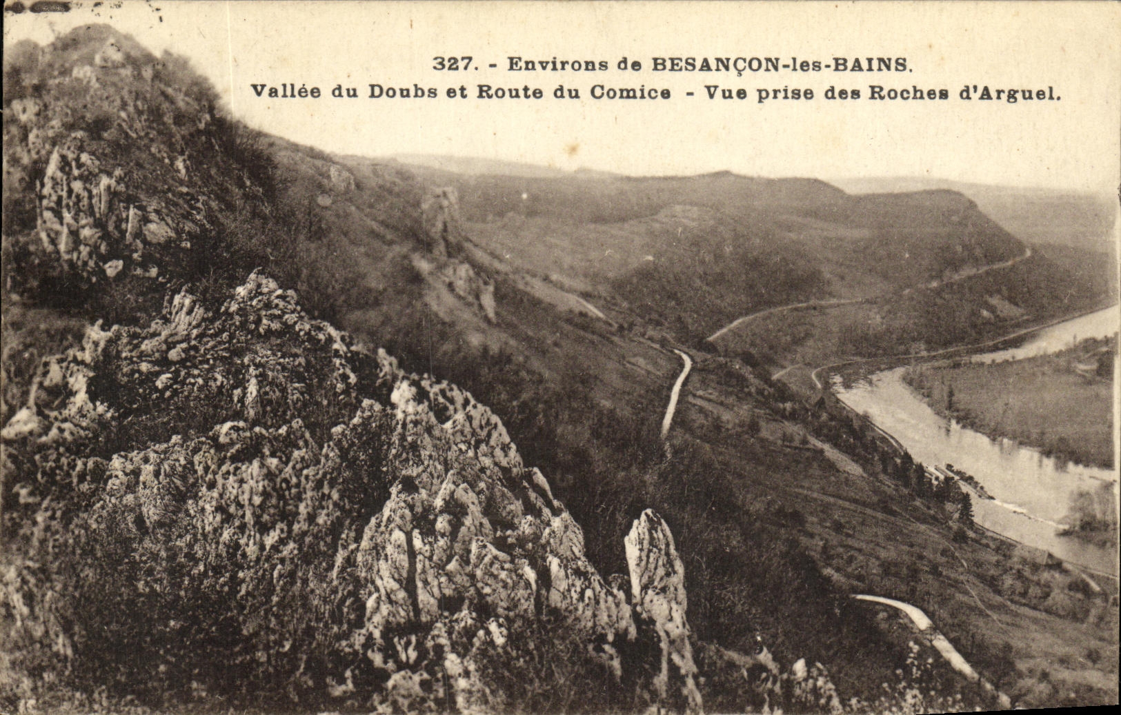 CPA Environs de Besancon les Bains Vallee du Doubs et Route Comice Vue Prise des Roches d Arguel