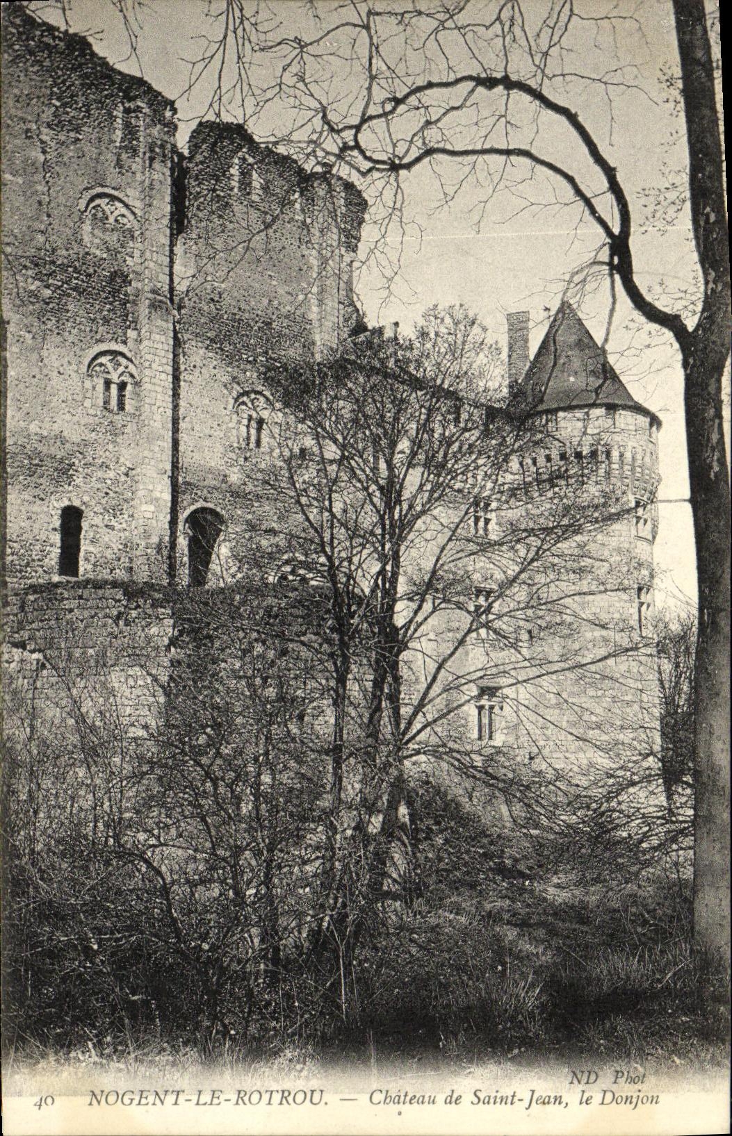 CPA Nogent le Rotrou Chateau de Saint Jean Cote Ouest